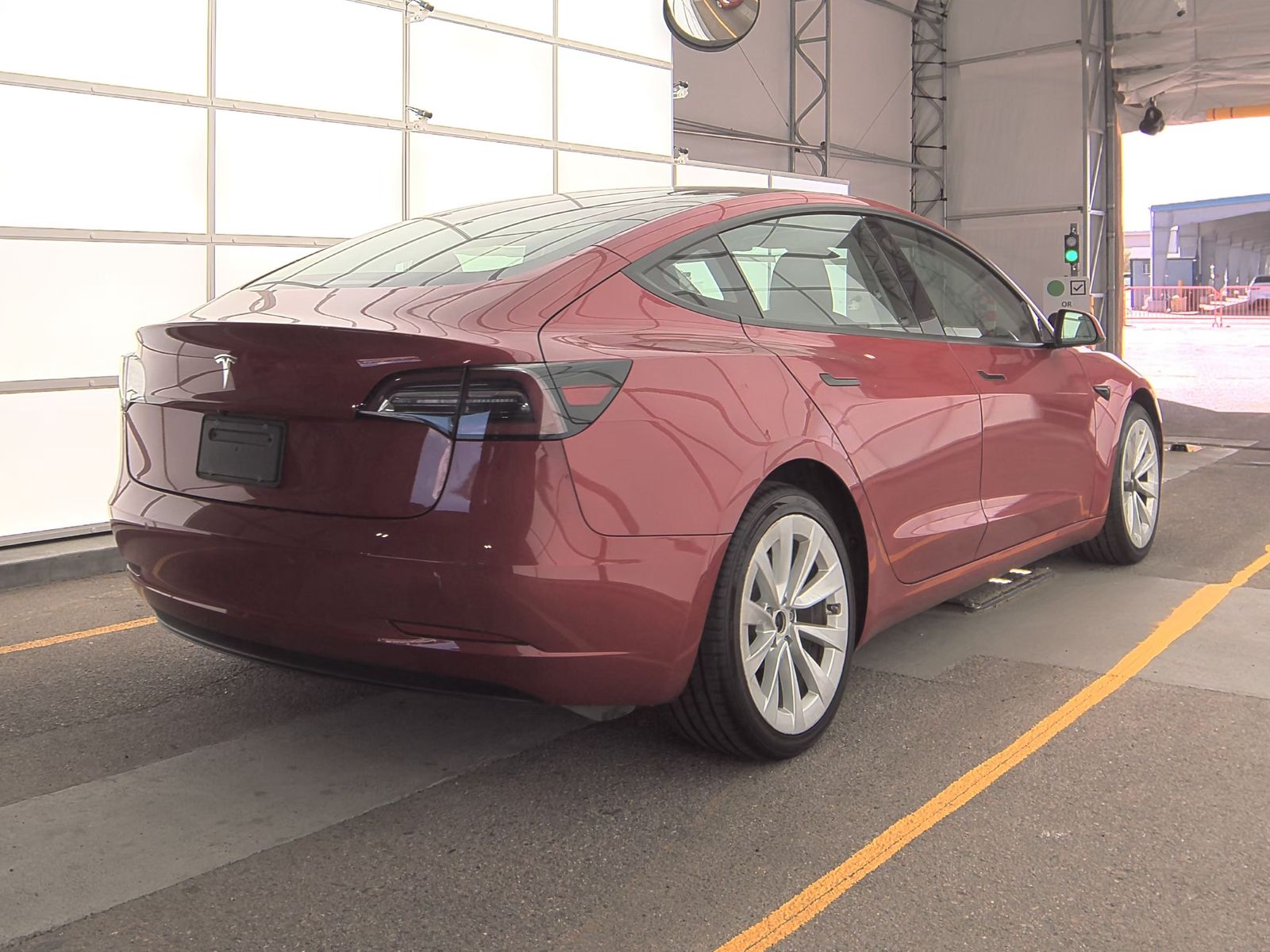 2022 Tesla Model 3 Standard Range RWD