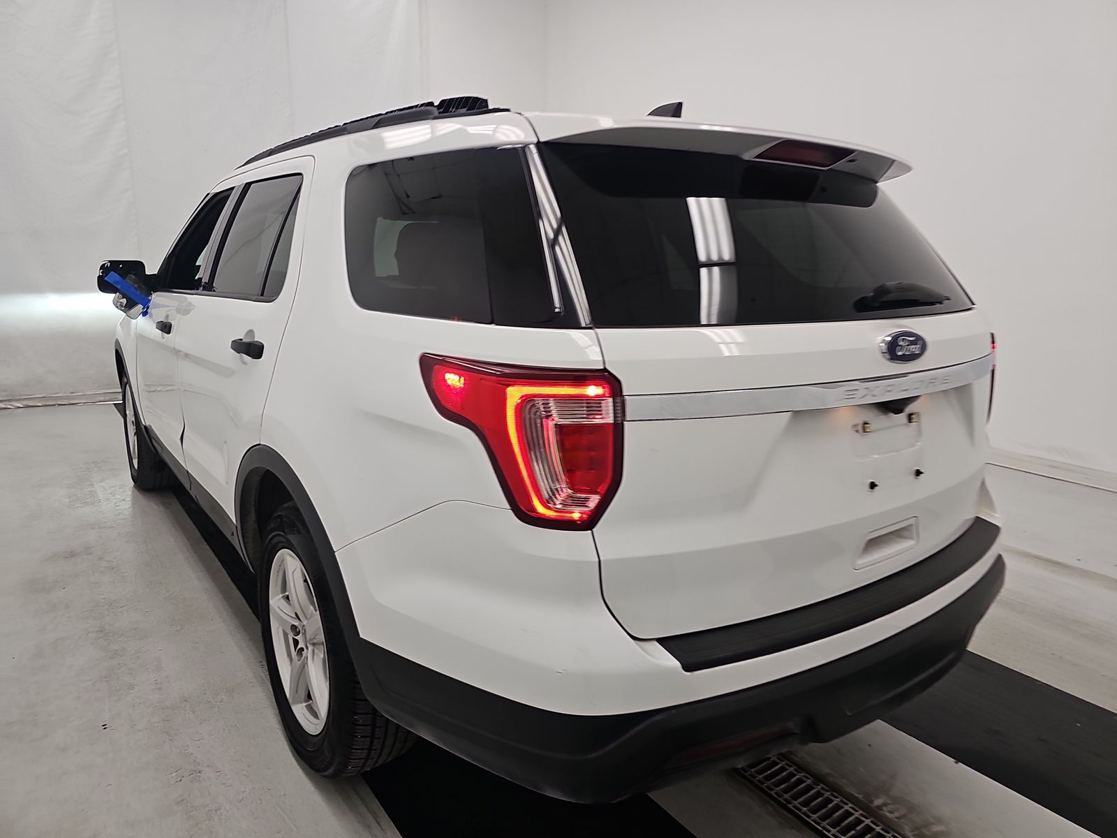 2018 Ford Explorer Base FWD