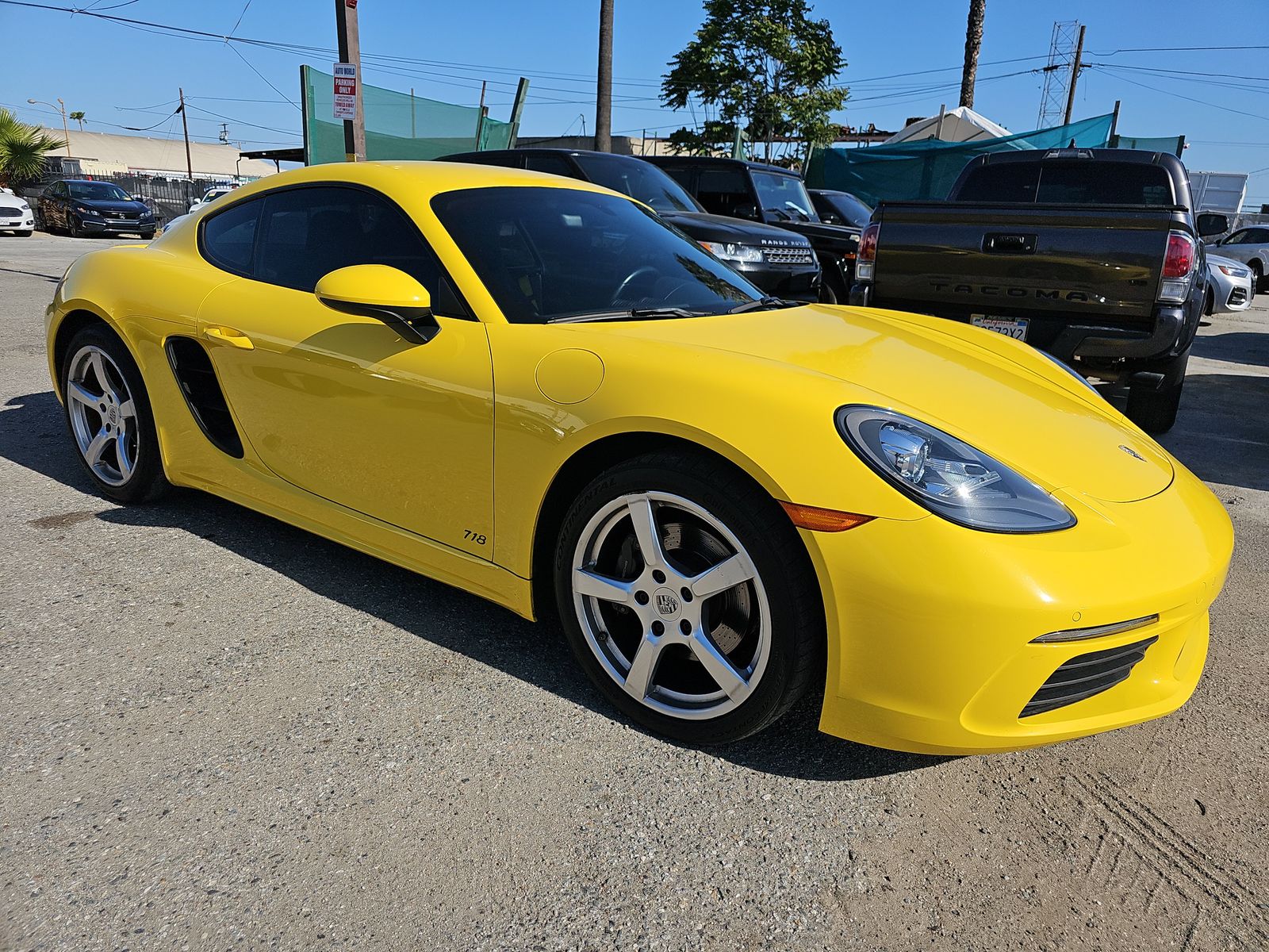 2018 Porsche 718 Cayman Base RWD