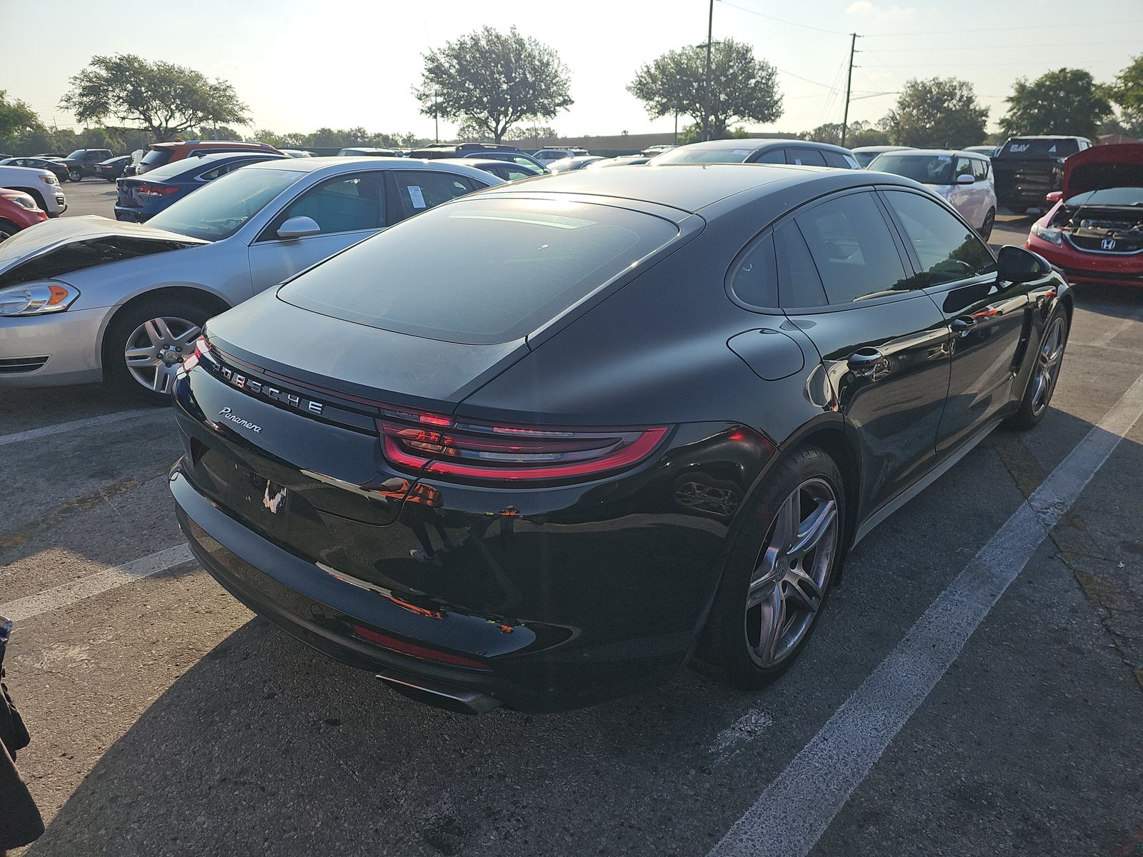 2018 Porsche Panamera Base RWD