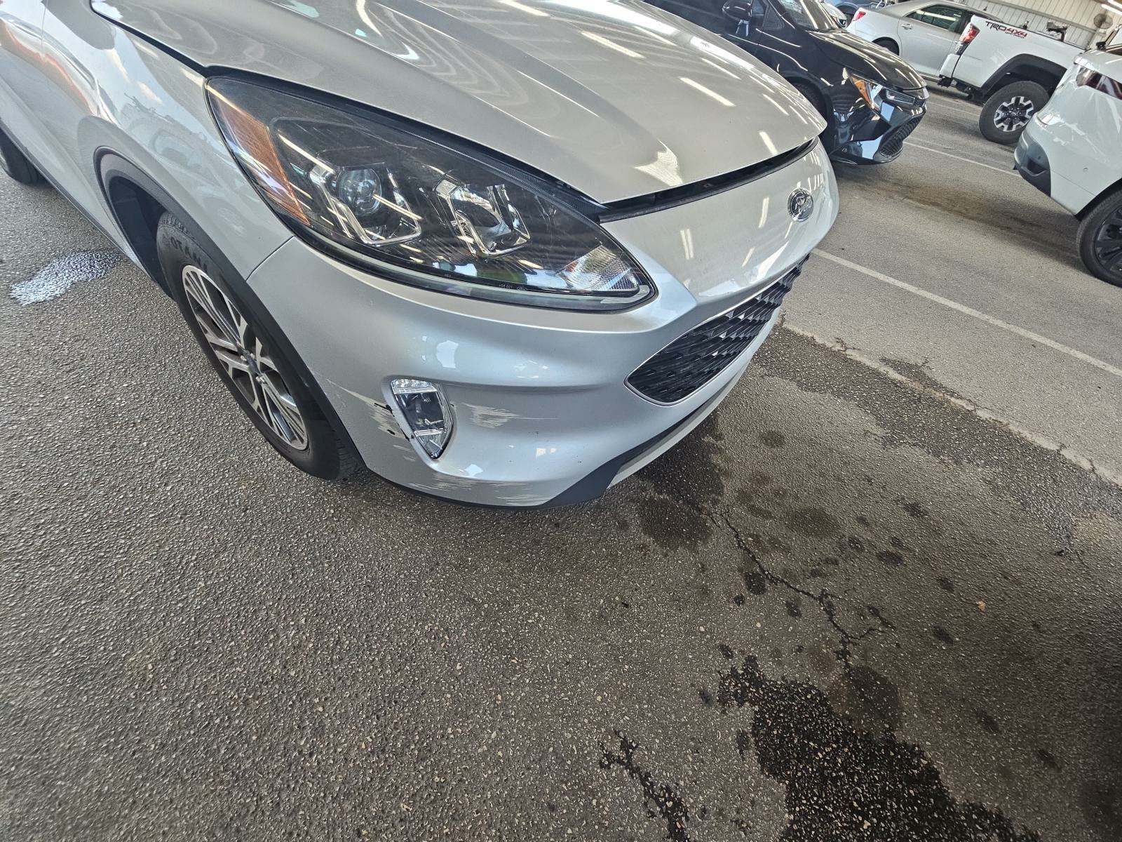 2020 Ford Escape SEL FWD