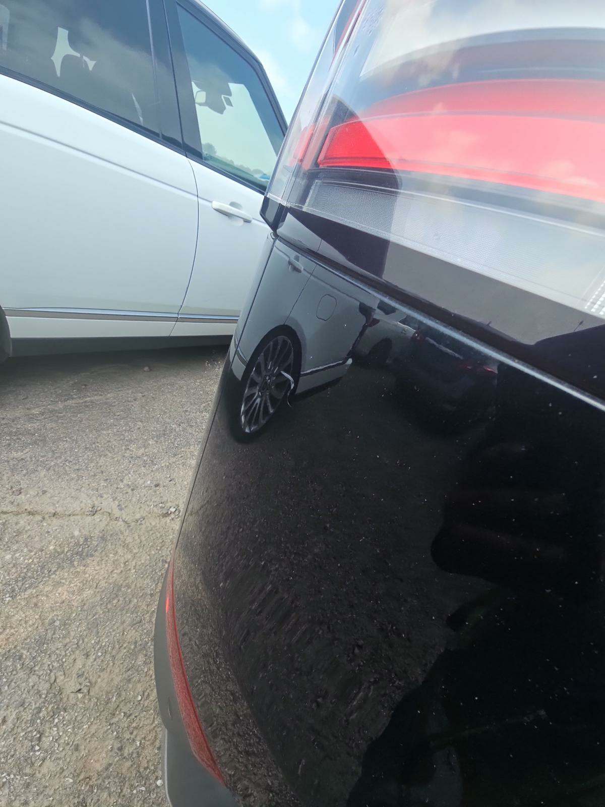 2017 Land Rover Discovery HSE Luxury AWD