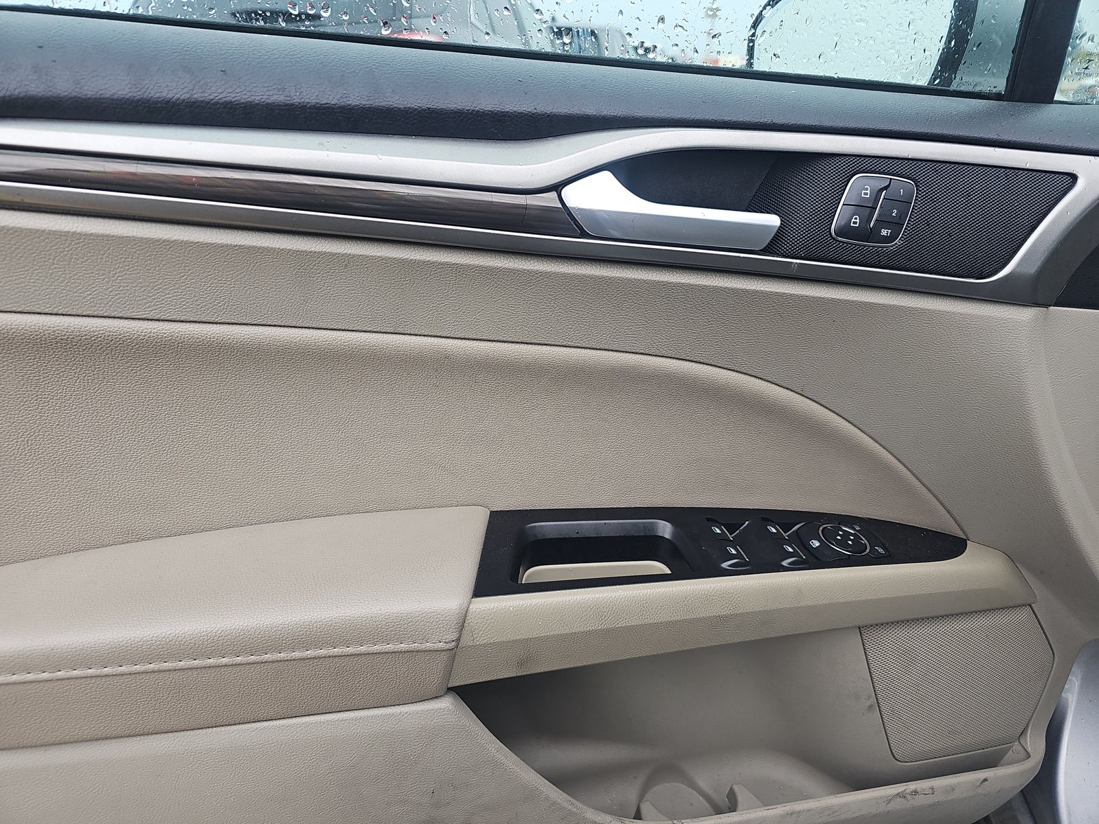 2020 Ford Fusion SEL FWD