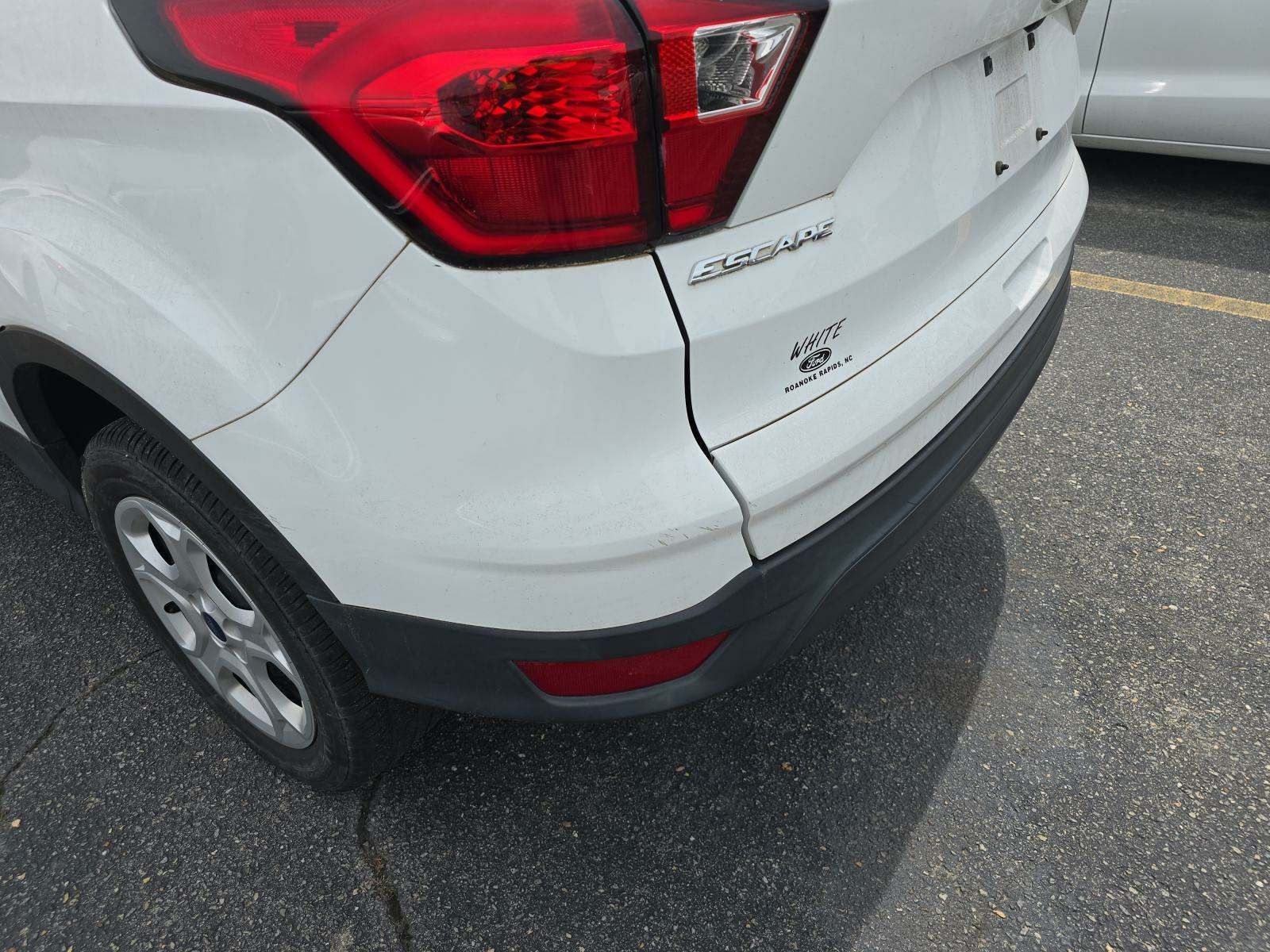 2019 Ford Escape S FWD