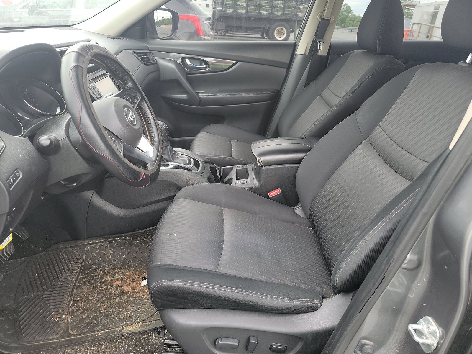 2017 Nissan Rogue SV AWD