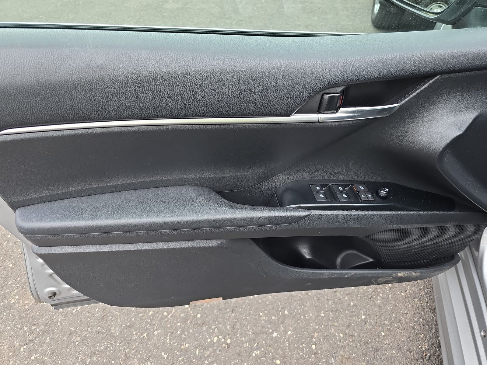 2019 Toyota Camry SE FWD