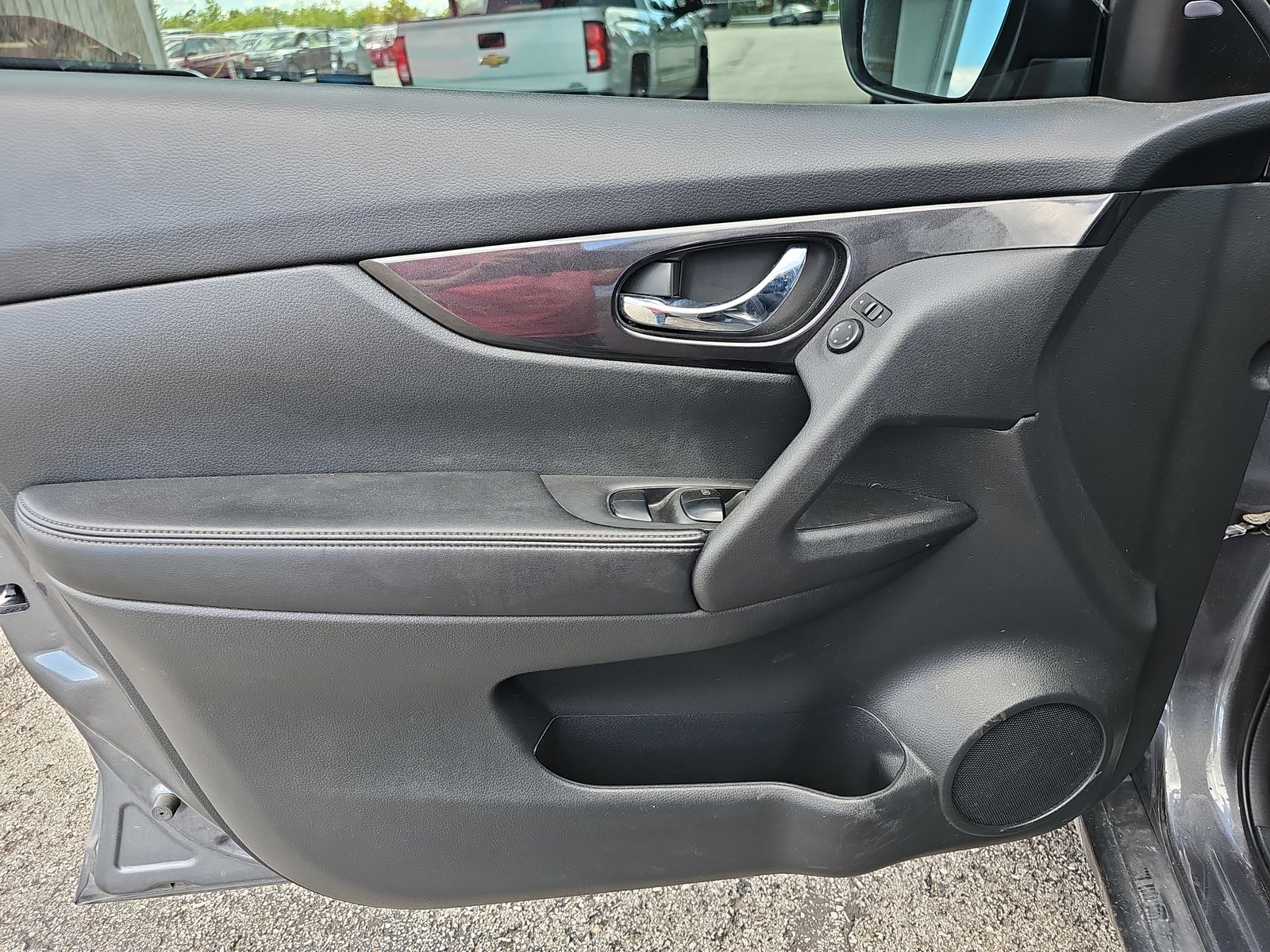 2018 Nissan Rogue S FWD