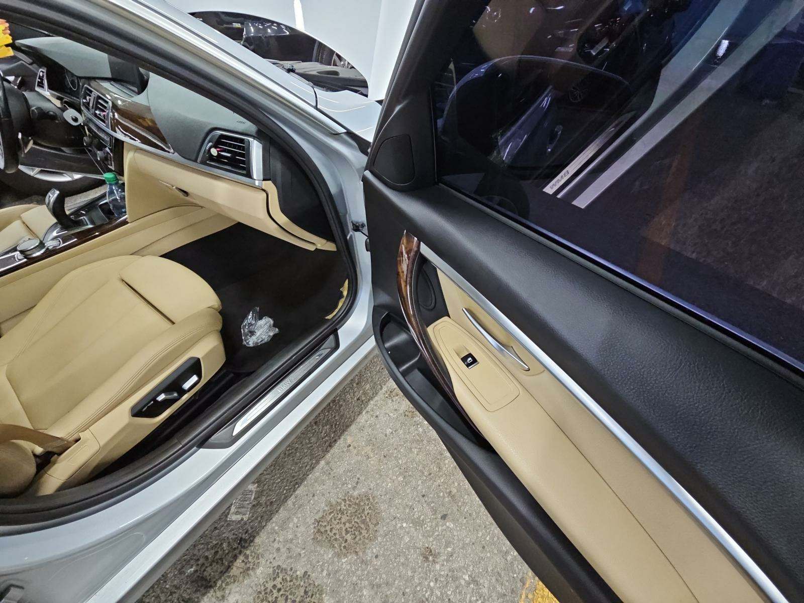 2017 BMW 3 Series 330i RWD