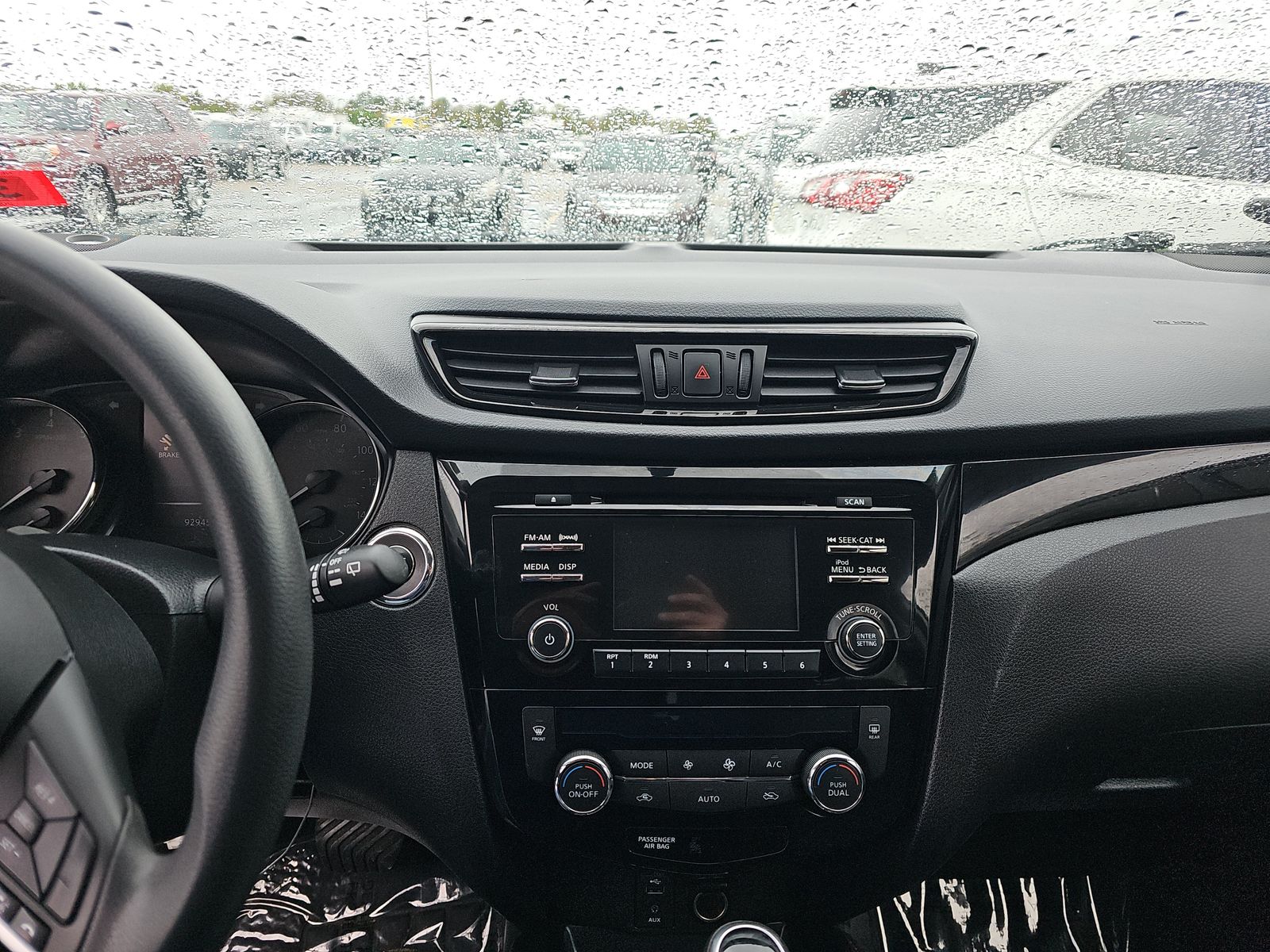 2017 Nissan Rogue Sport SV AWD