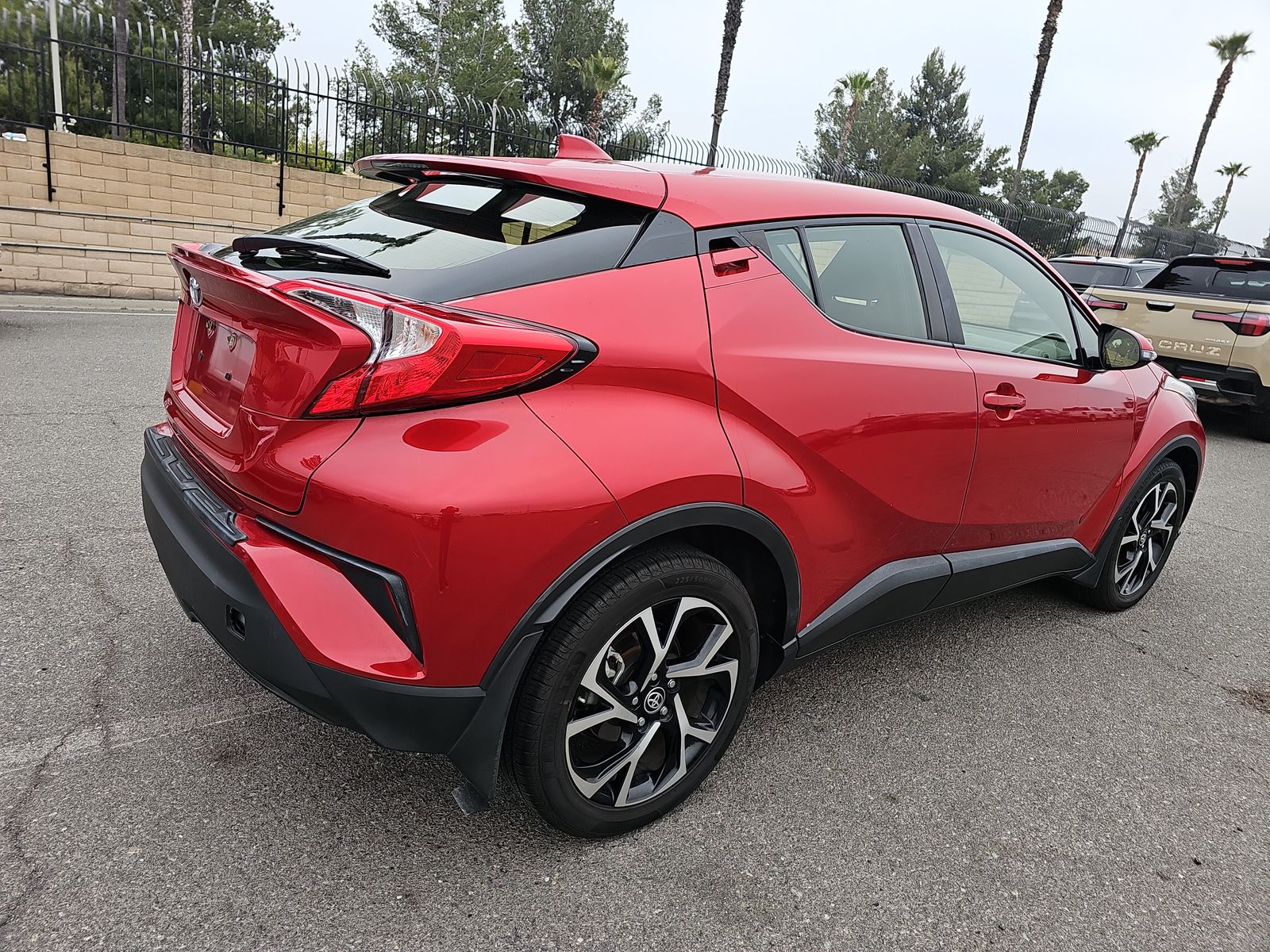 2020 Toyota C-HR XLE FWD