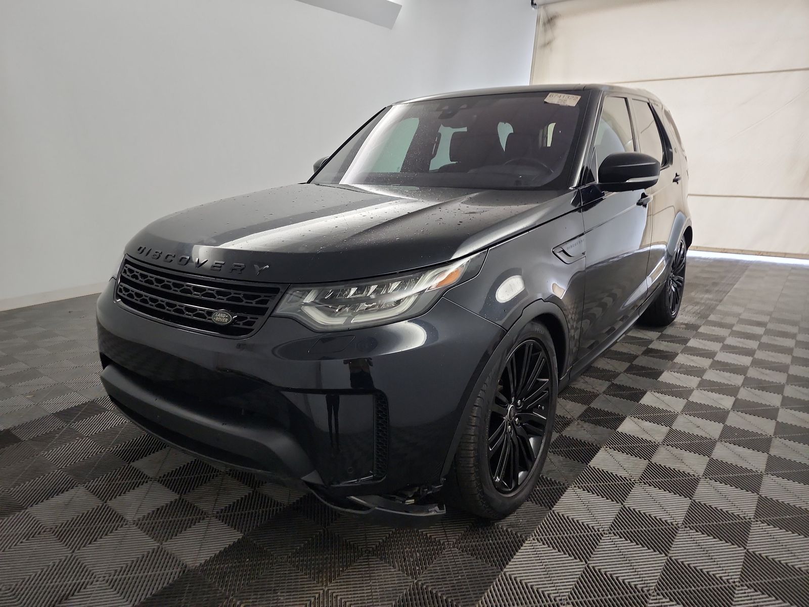 2017 Land Rover Discovery HSE Luxury AWD