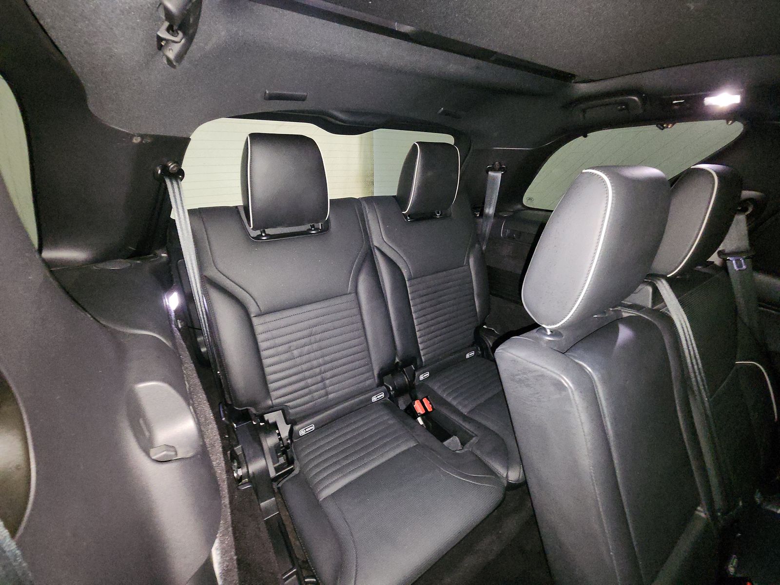 2017 Land Rover Discovery HSE Luxury AWD