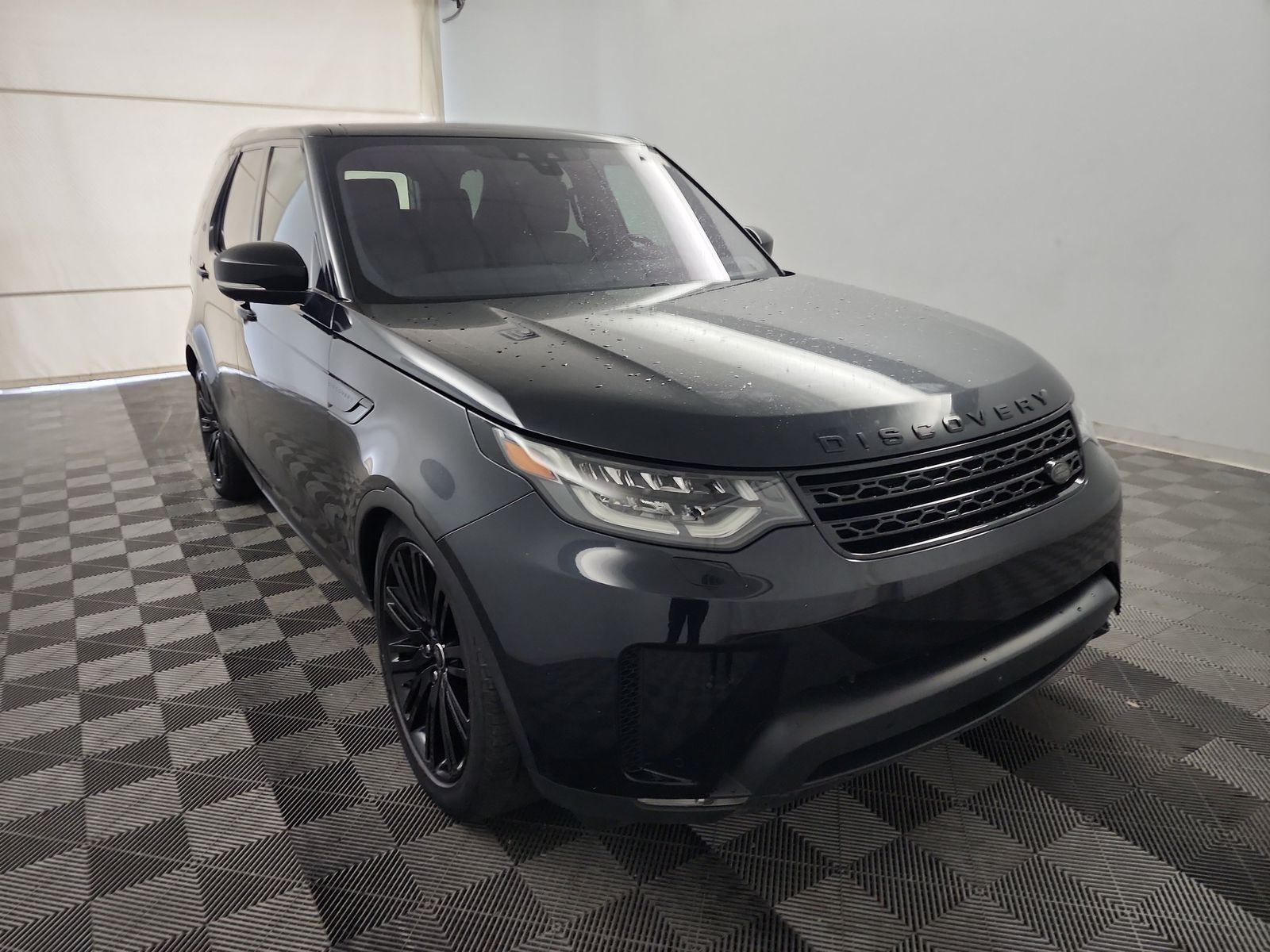 2017 Land Rover Discovery HSE Luxury AWD