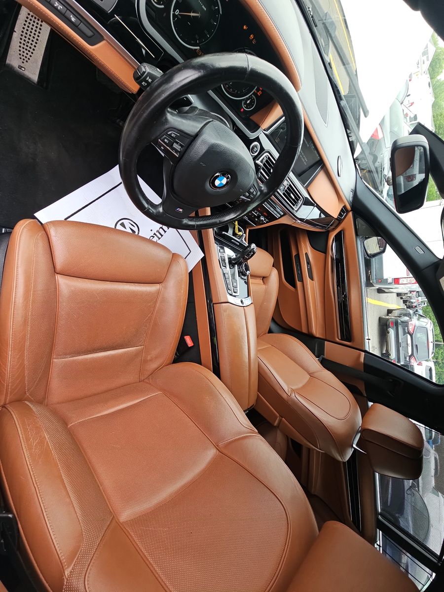 2014 BMW 7 Series 750i xDrive AWD