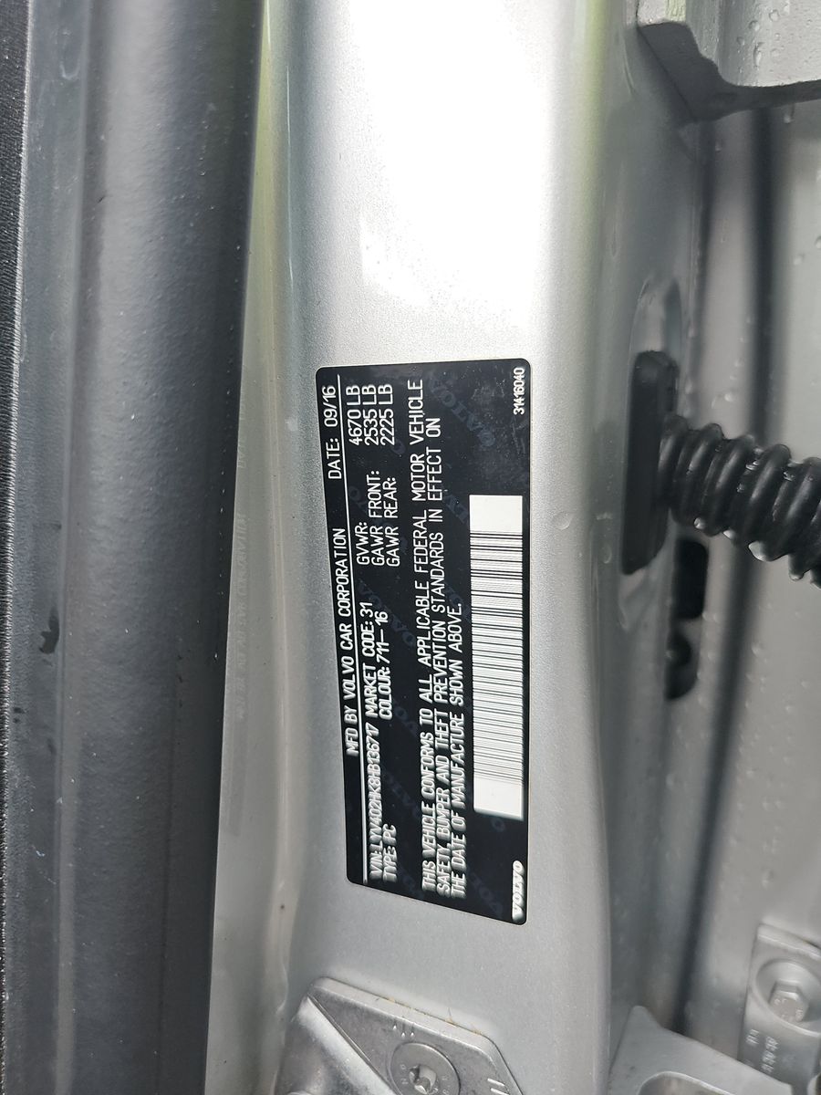 2017 Volvo S60 T5 Inscription FWD