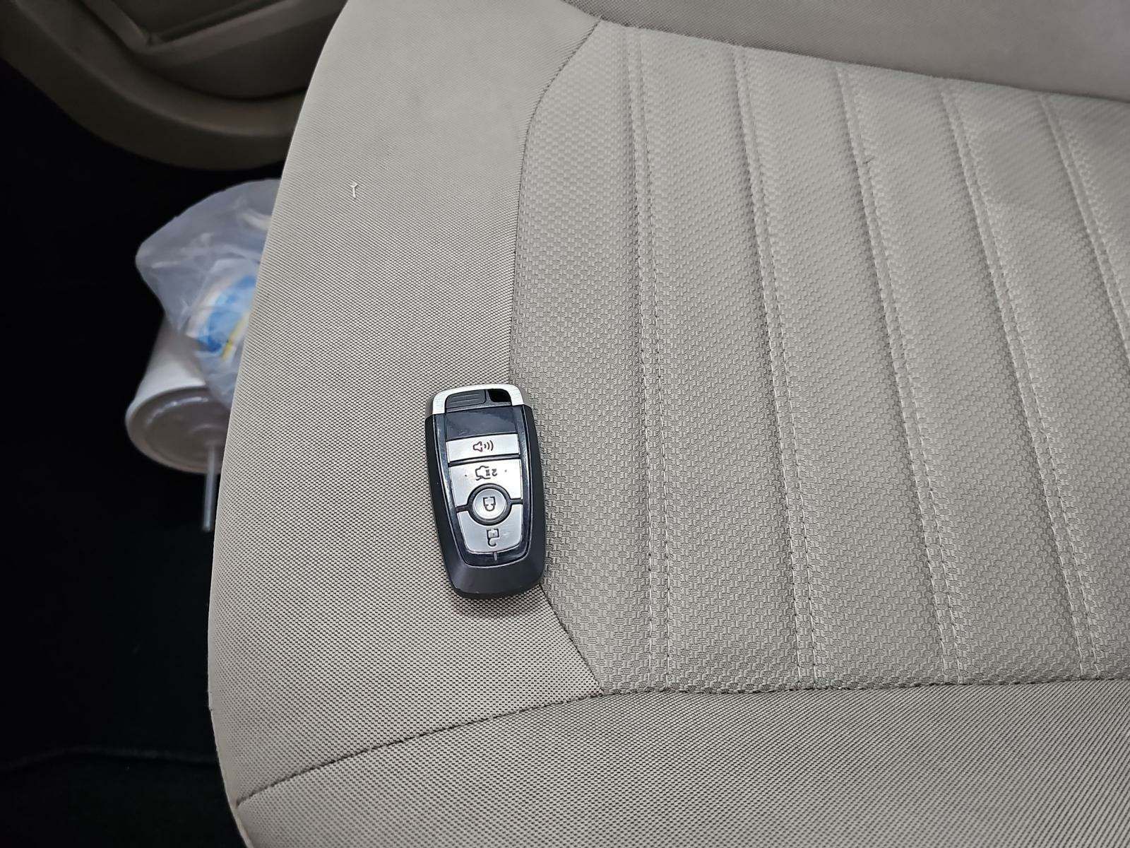 2020 Ford Fusion Hybrid SE FWD