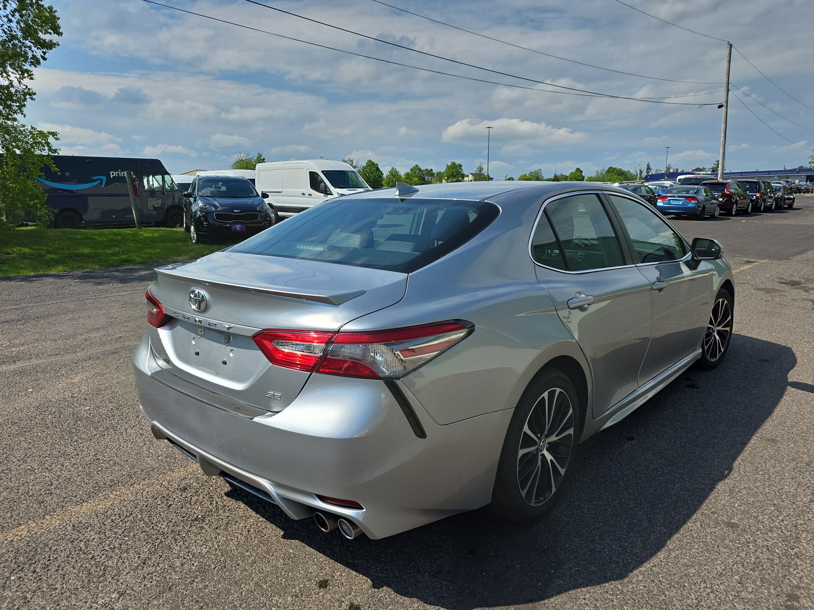 2019 Toyota Camry SE FWD