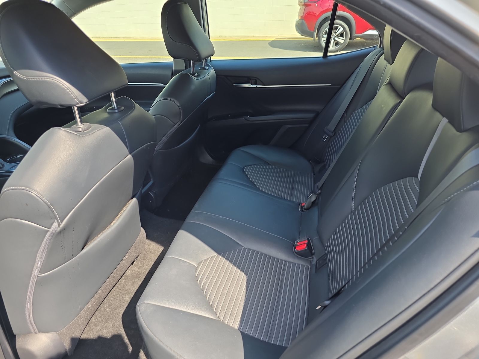 2019 Toyota Camry SE FWD