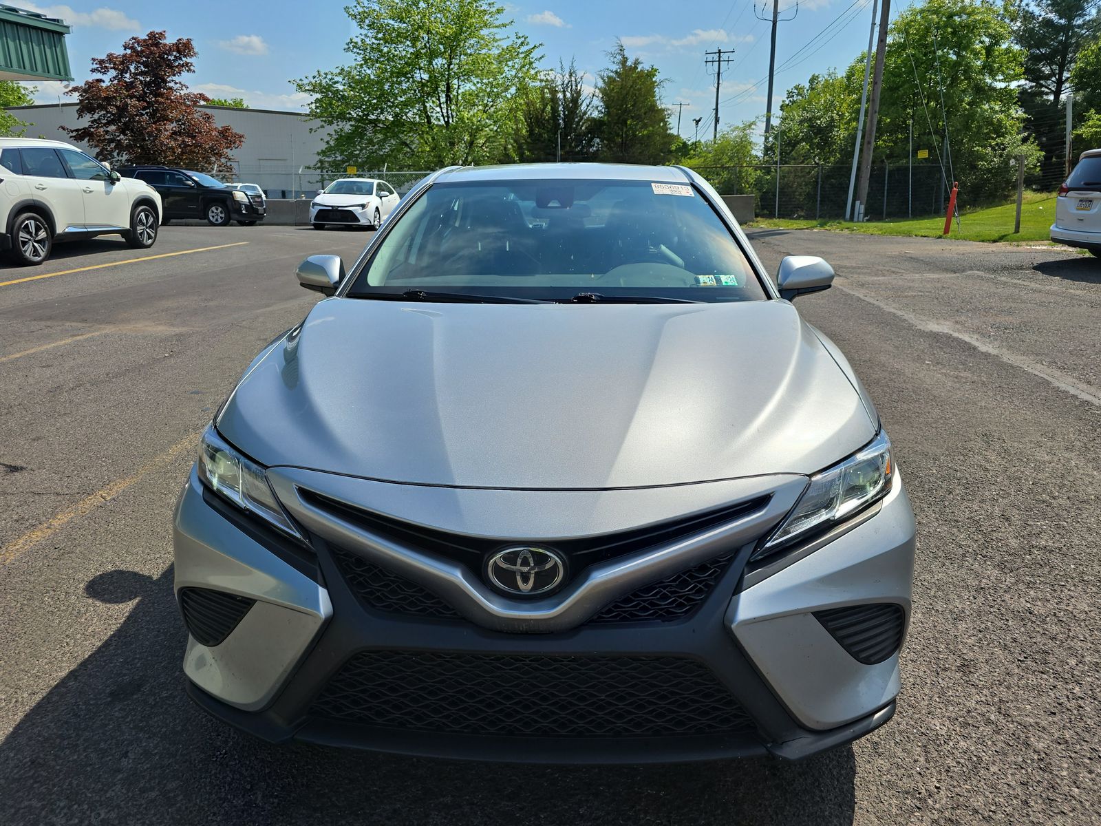 2019 Toyota Camry SE FWD