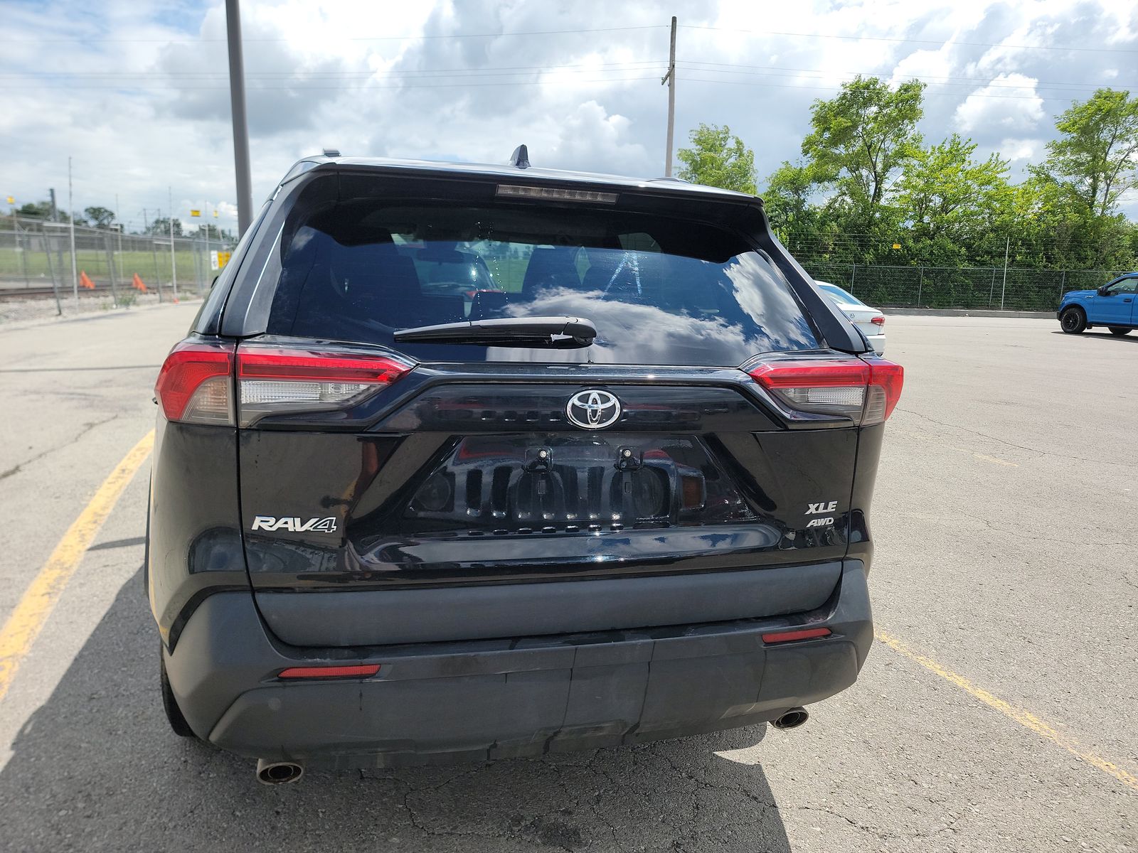 2020 Toyota RAV4 XLE AWD