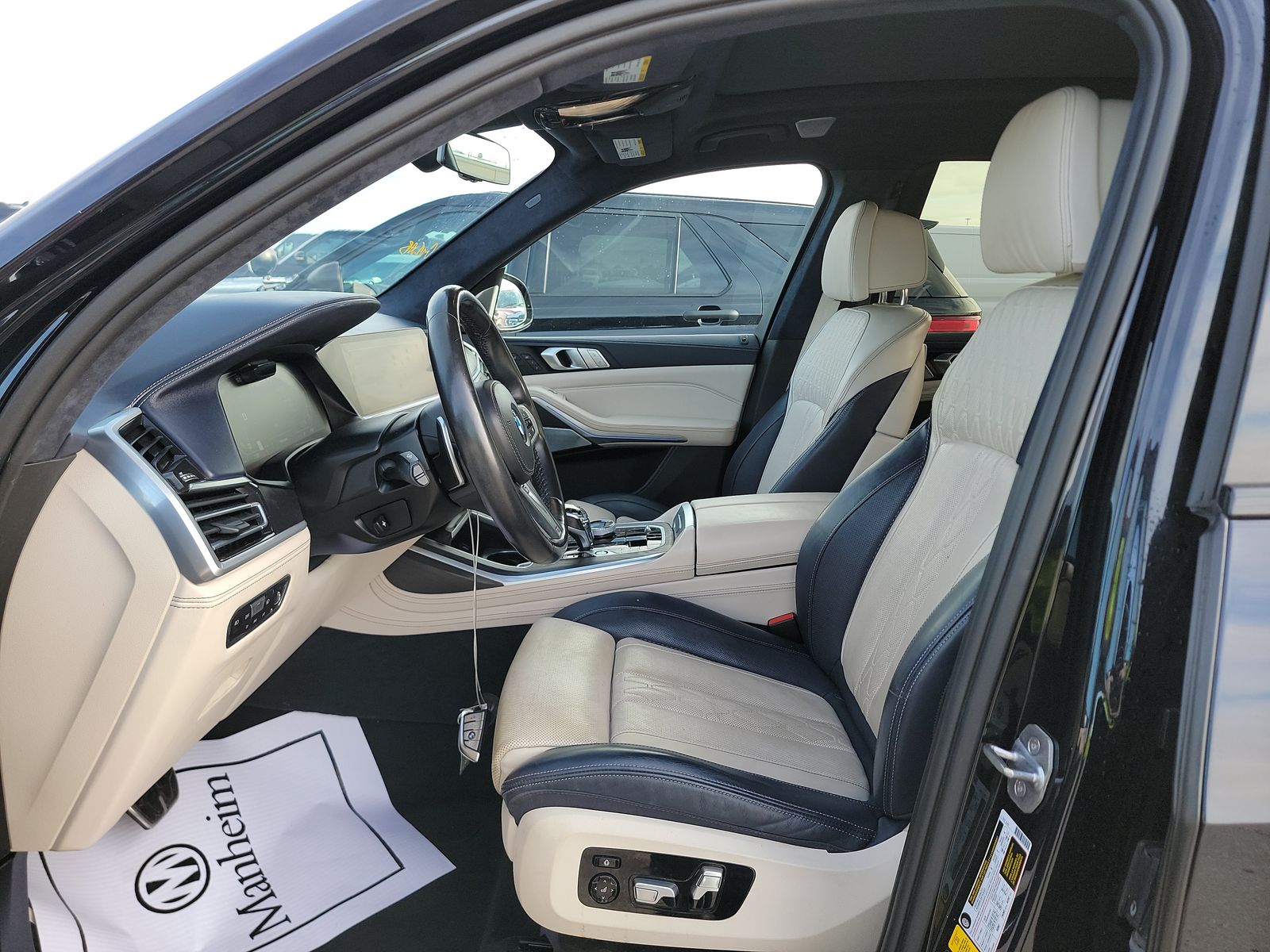 2020 BMW X7 M50i AWD