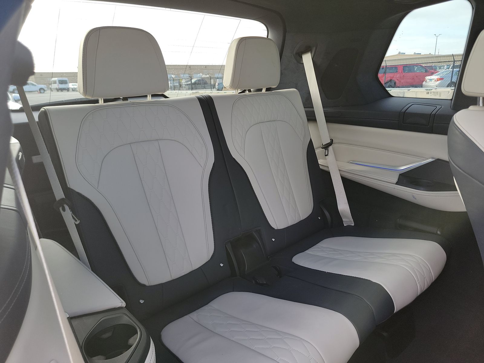 2020 BMW X7 M50i AWD