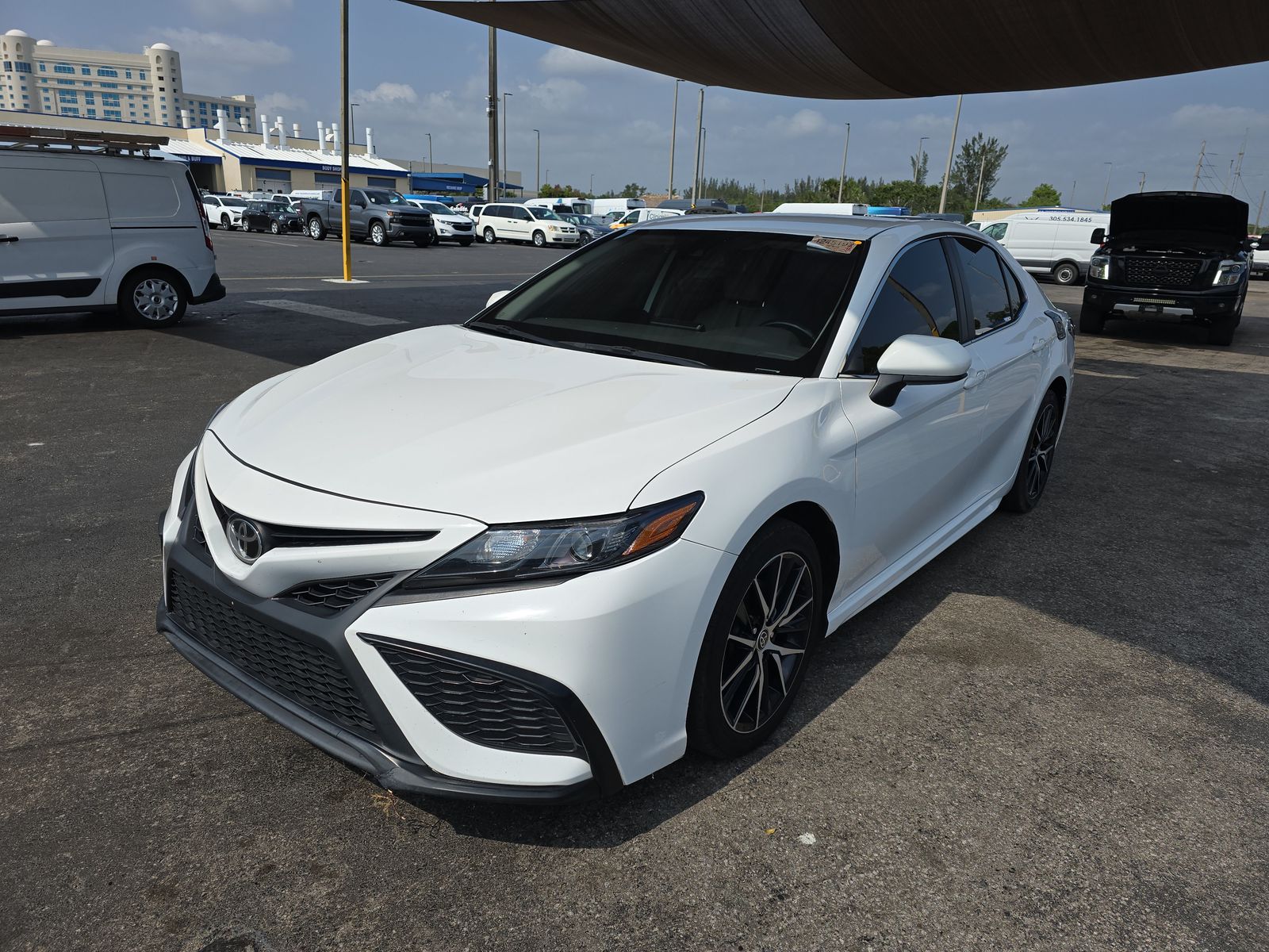 2021 Toyota Camry SE FWD