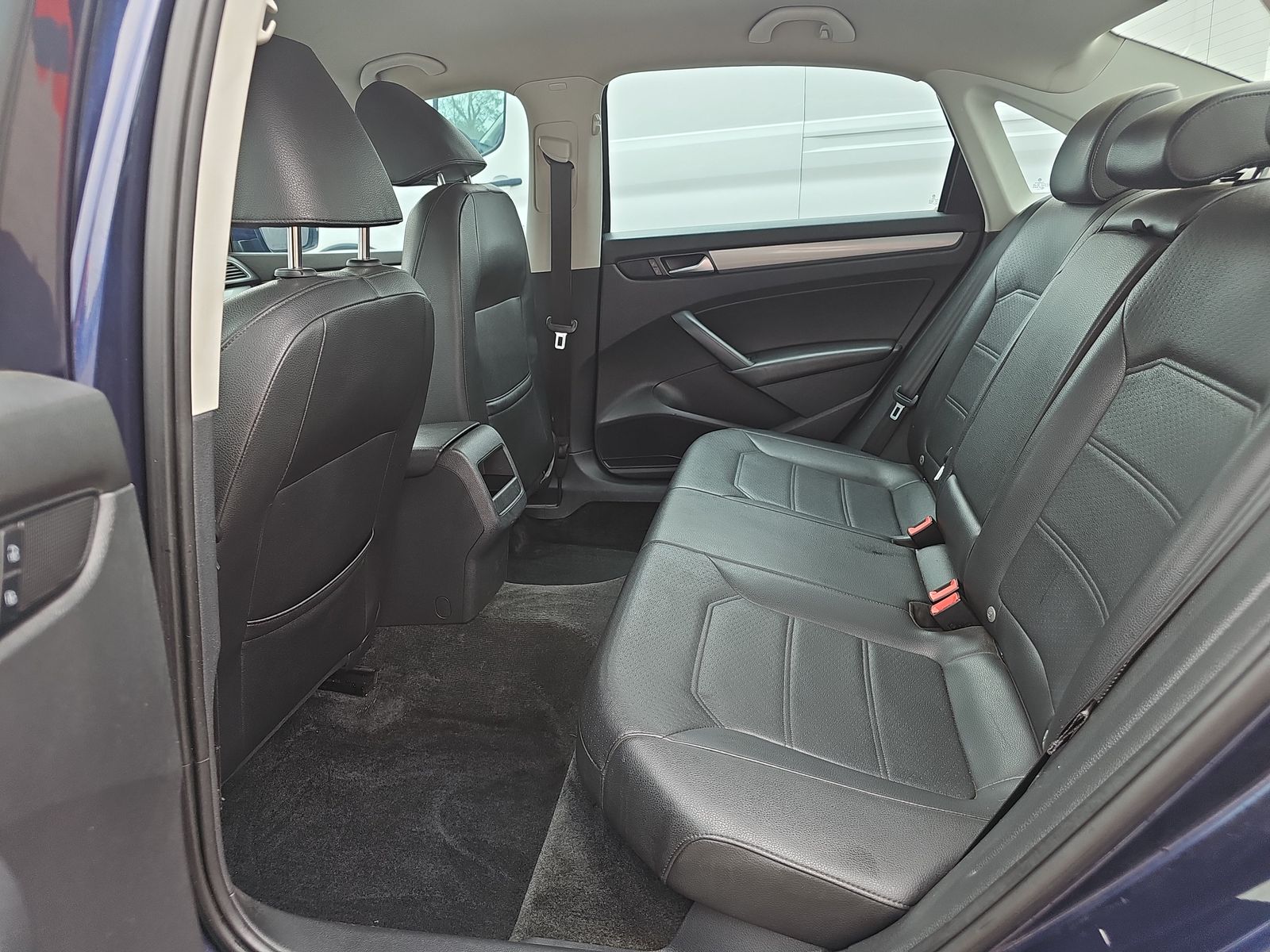 2015 Volkswagen Passat 1.8T Wolfsburg Edition FWD