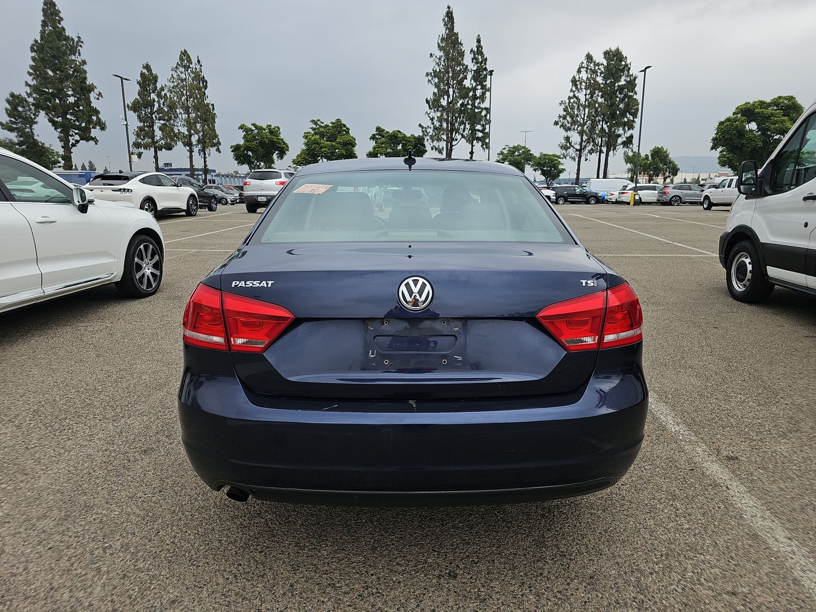 2015 Volkswagen Passat 1.8T Wolfsburg Edition FWD