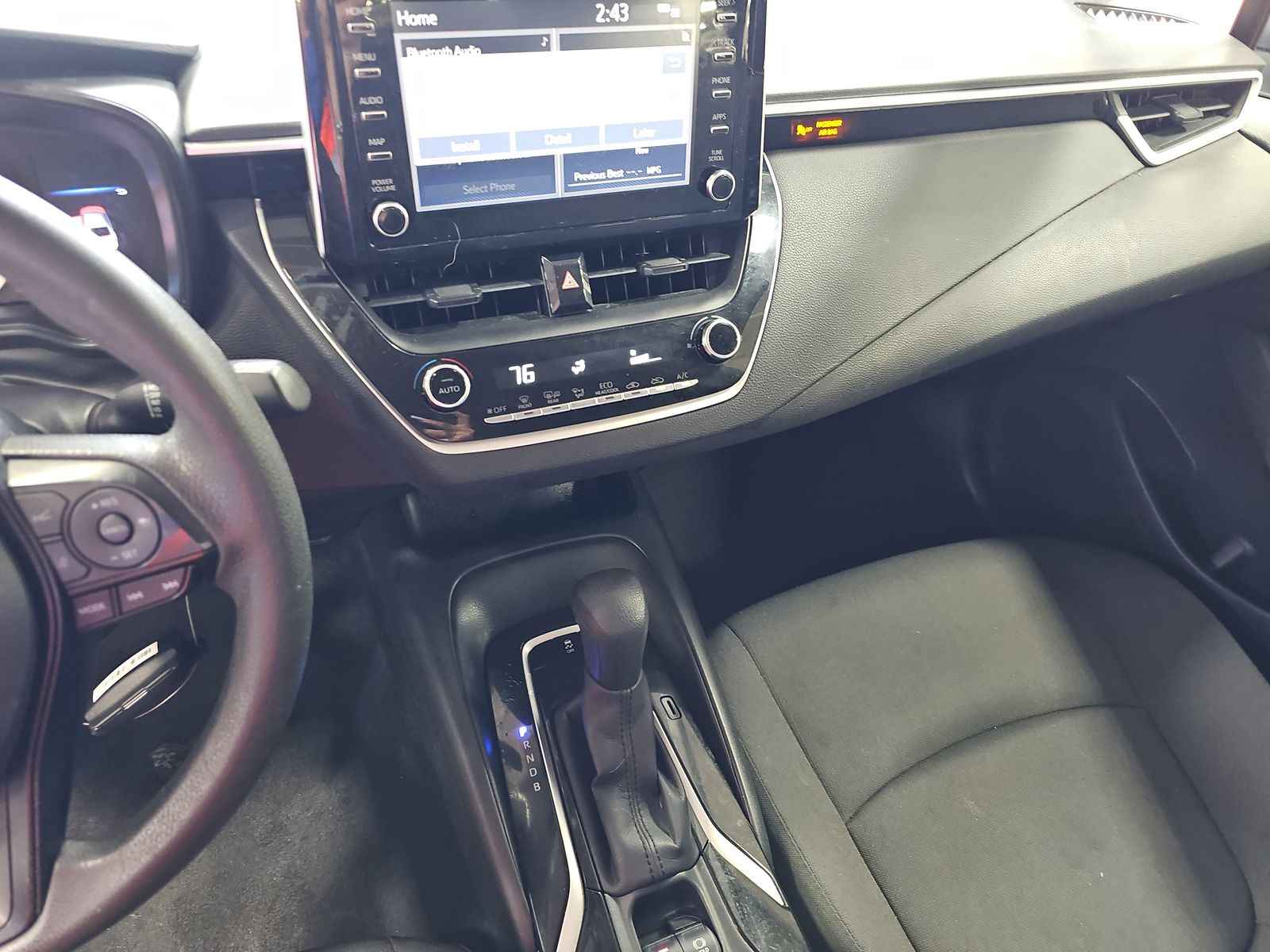 2020 Toyota Corolla LE FWD