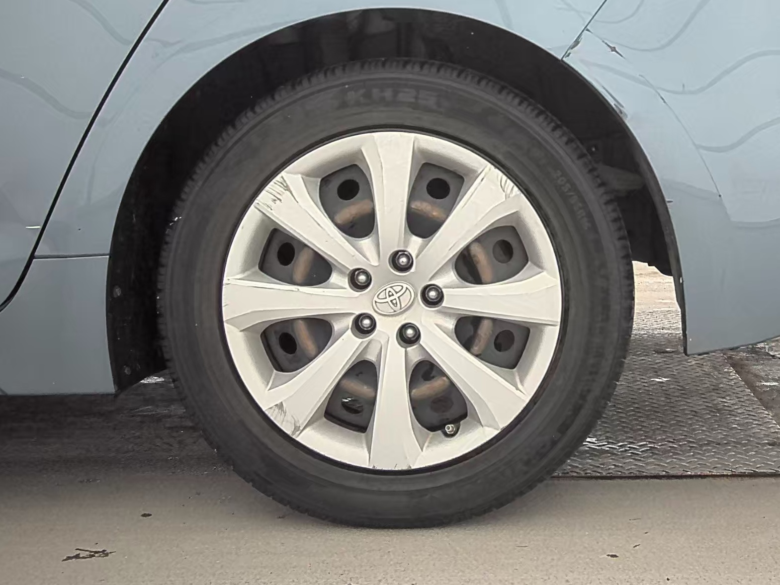 2020 Toyota Corolla LE FWD