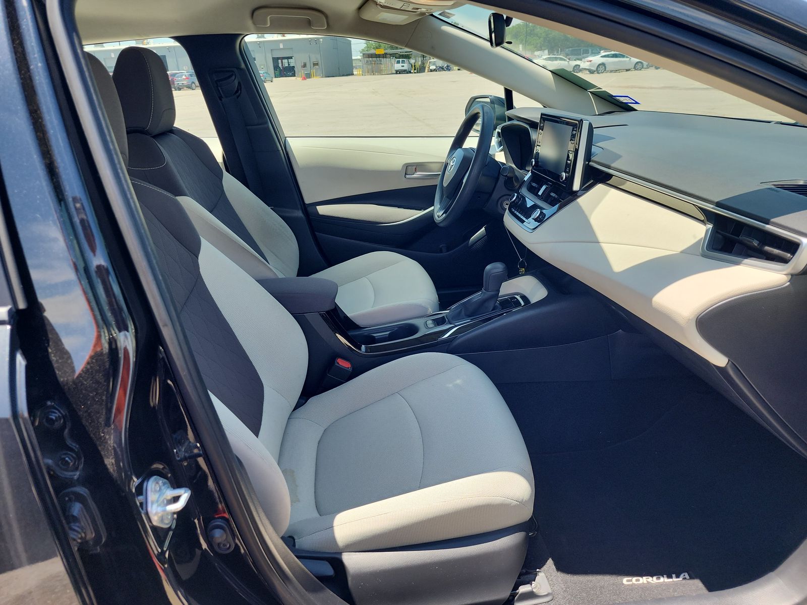 2020 Toyota Corolla LE FWD