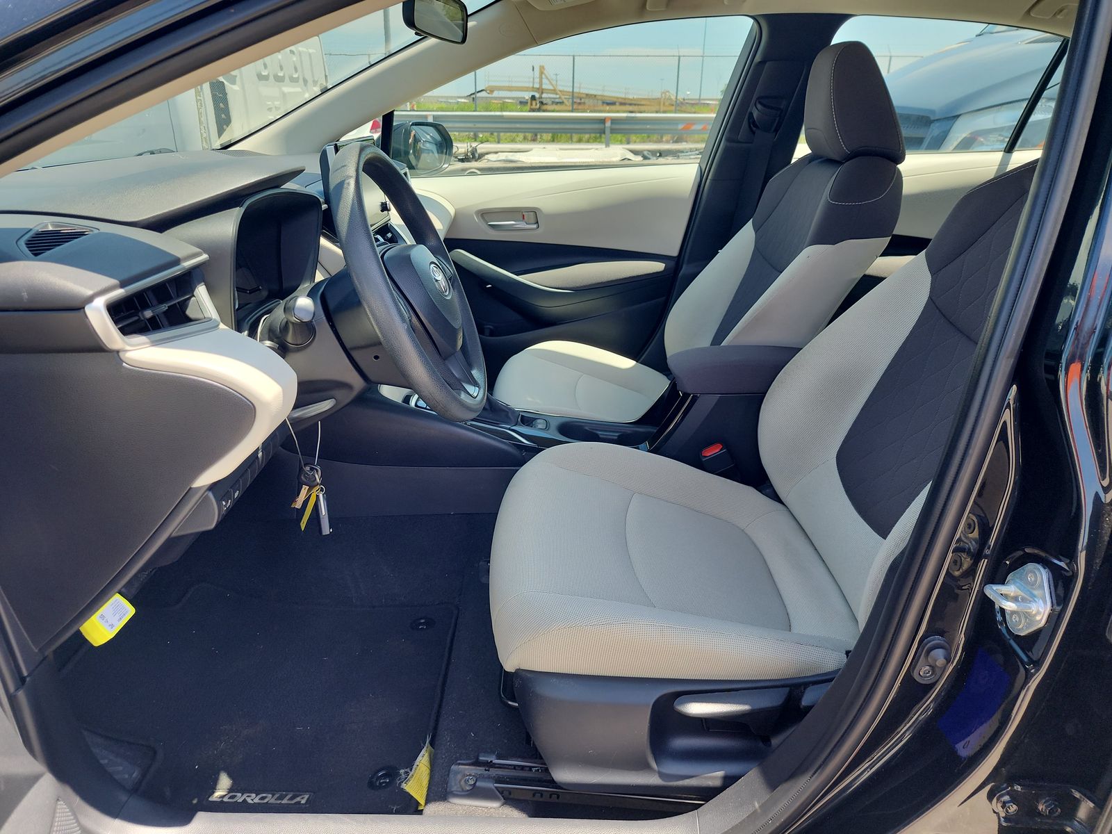 2020 Toyota Corolla LE FWD