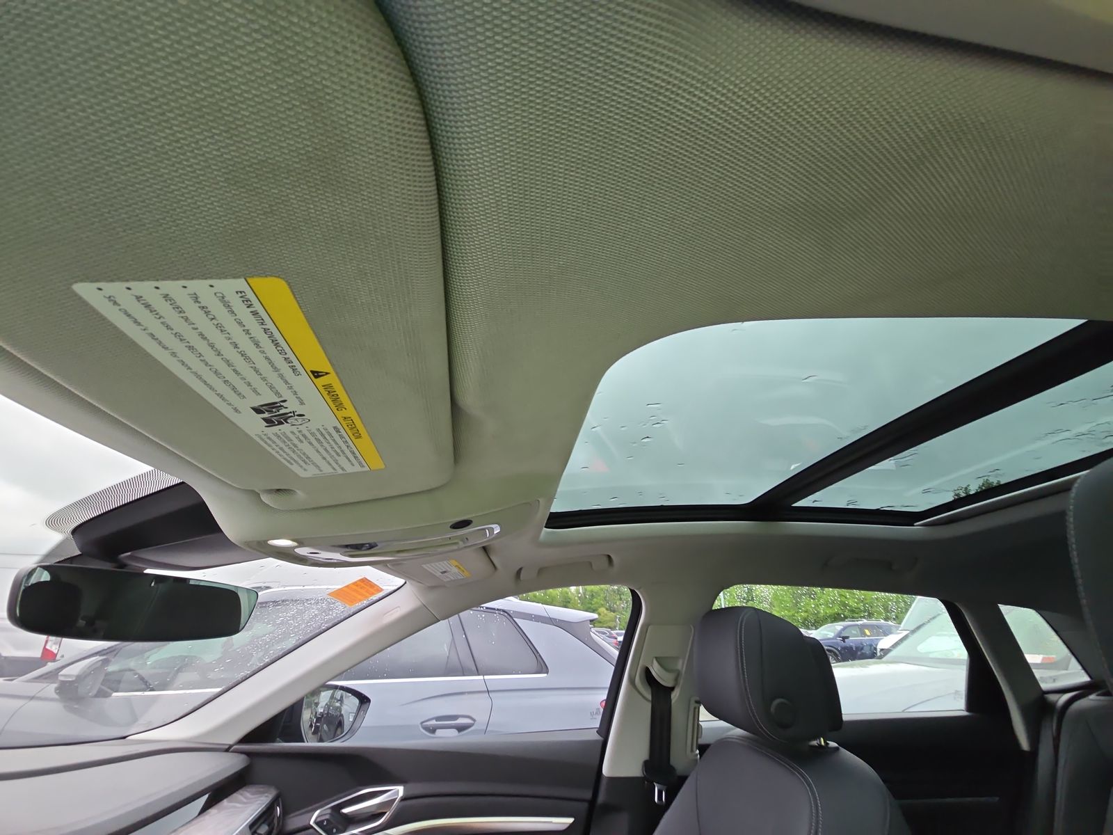 2021 Audi e-tron Premium AWD