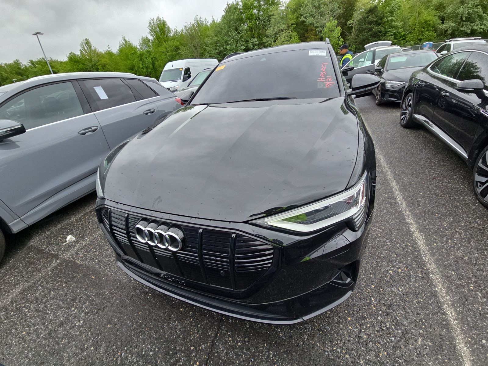2021 Audi e-tron Premium AWD