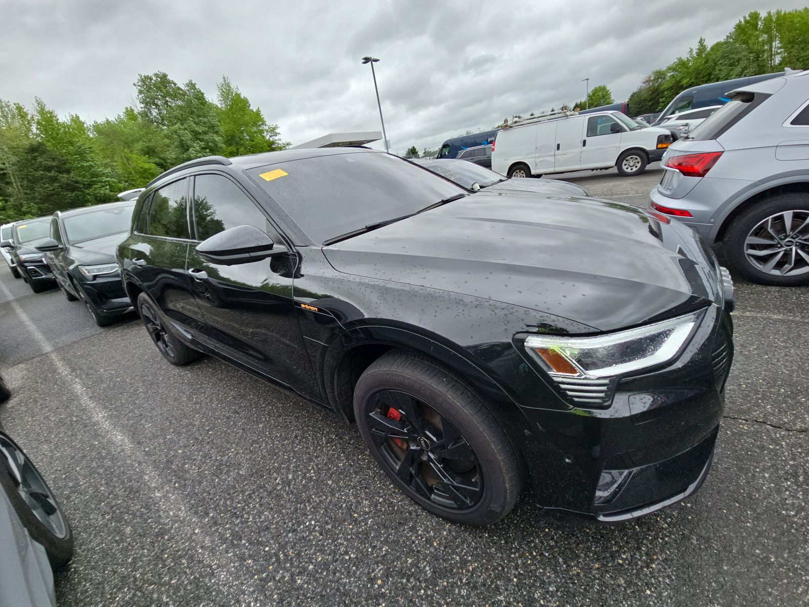 2021 Audi e-tron Premium AWD