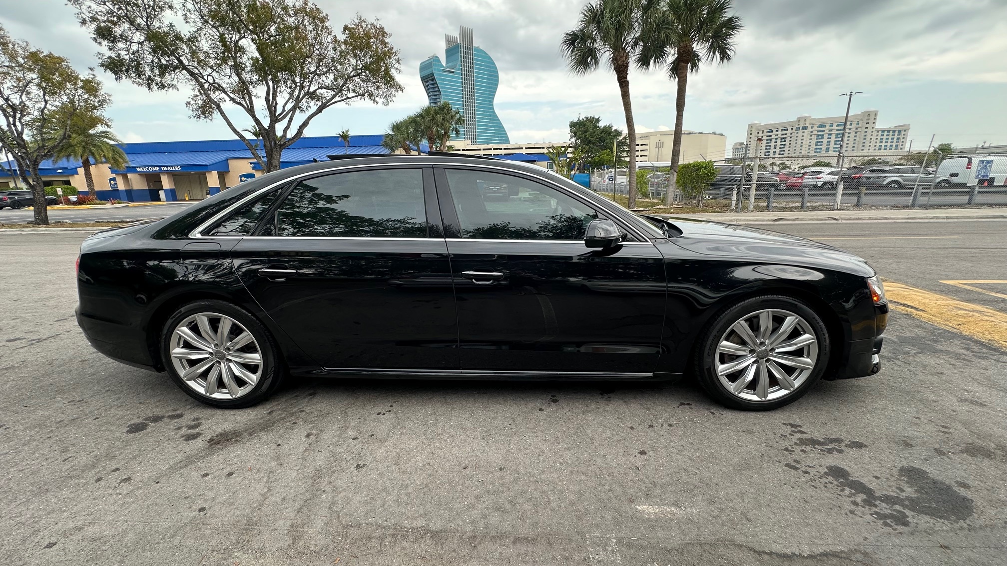 2016 Audi A8 L 4.0T Sport AWD