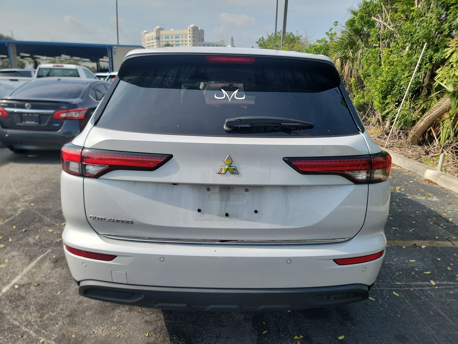 2022 Mitsubishi Outlander ES FWD