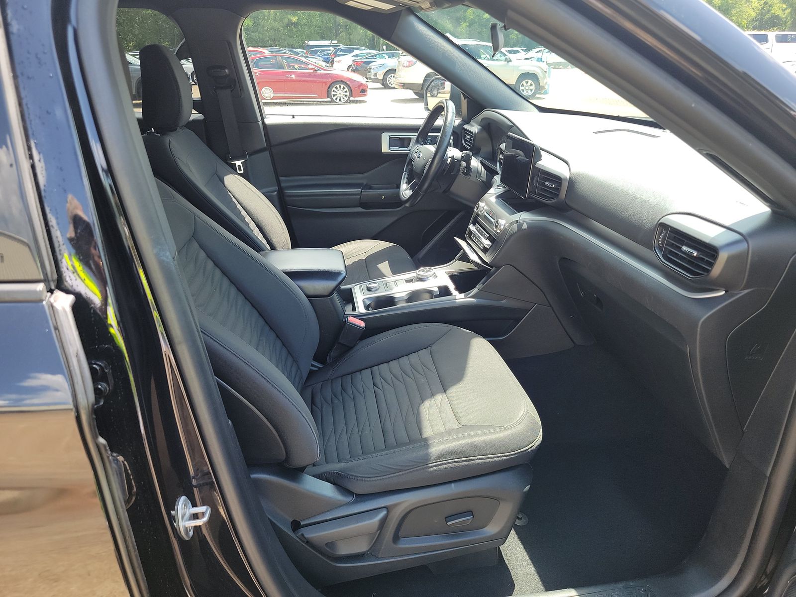 2020 Ford Explorer XLT AWD