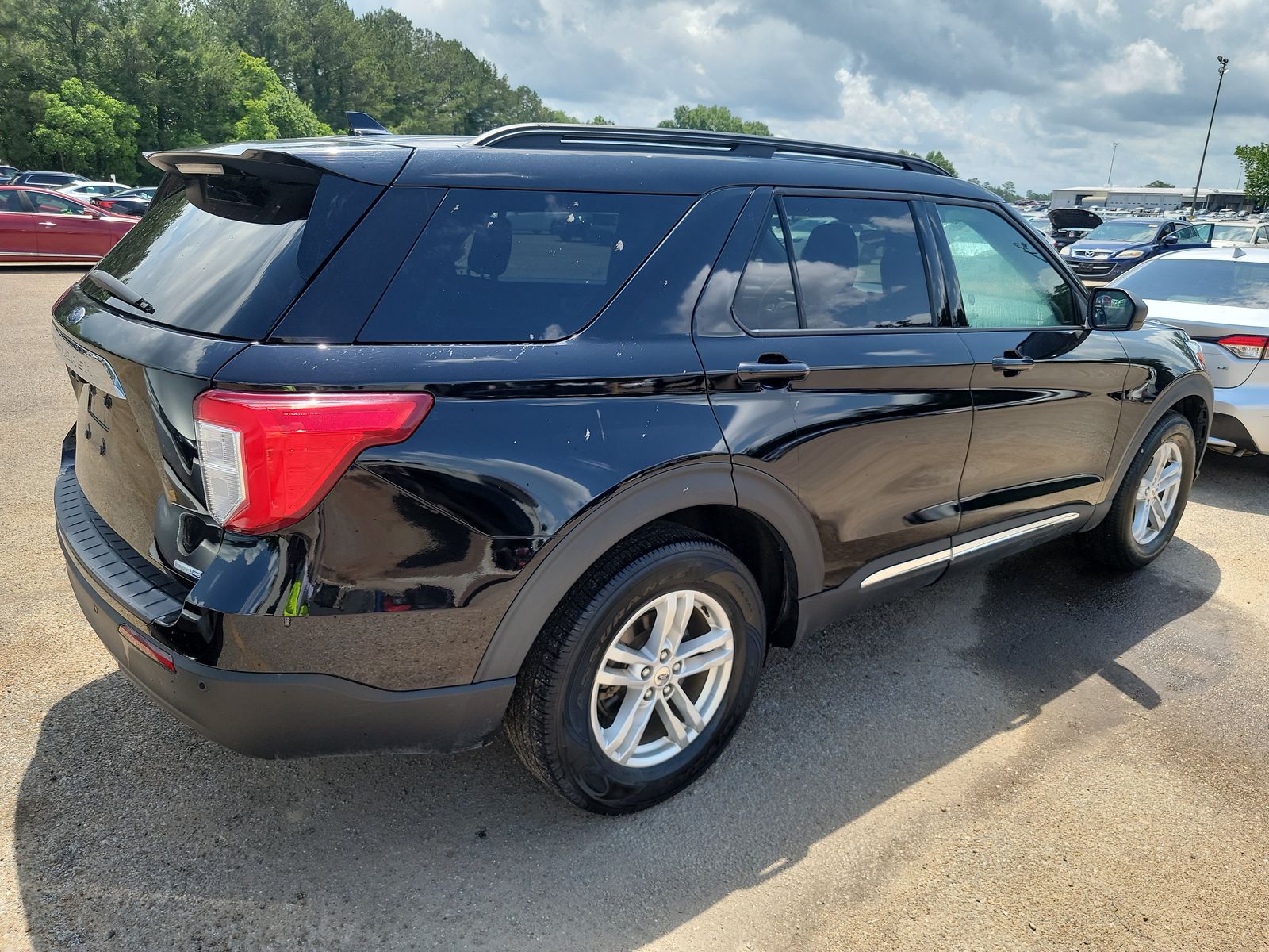 2020 Ford Explorer XLT AWD