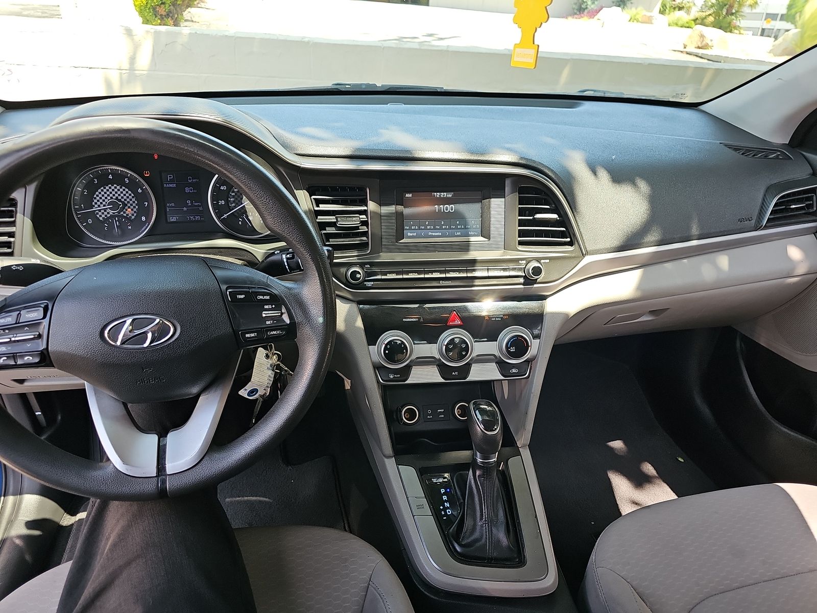 2019 Hyundai Elantra SE FWD