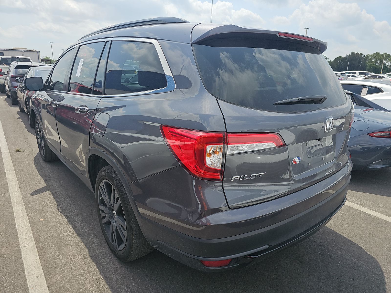 2022 Honda Pilot Special Edition FWD