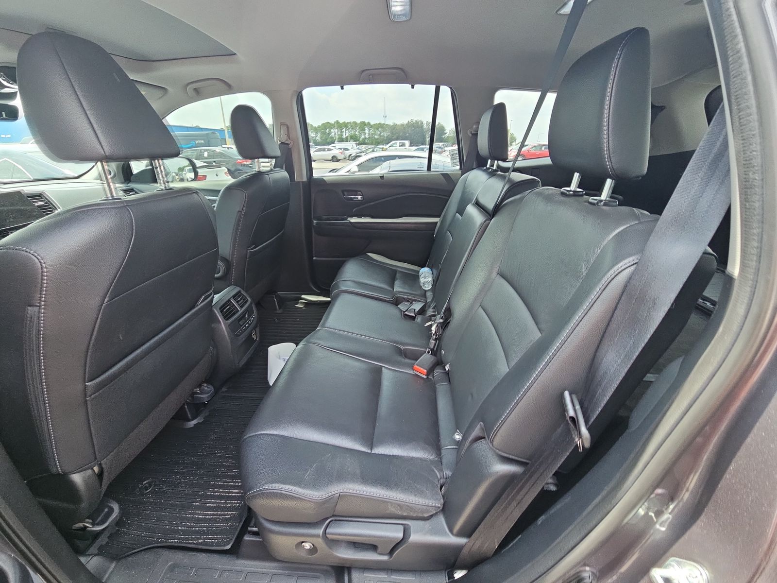 2022 Honda Pilot Special Edition FWD