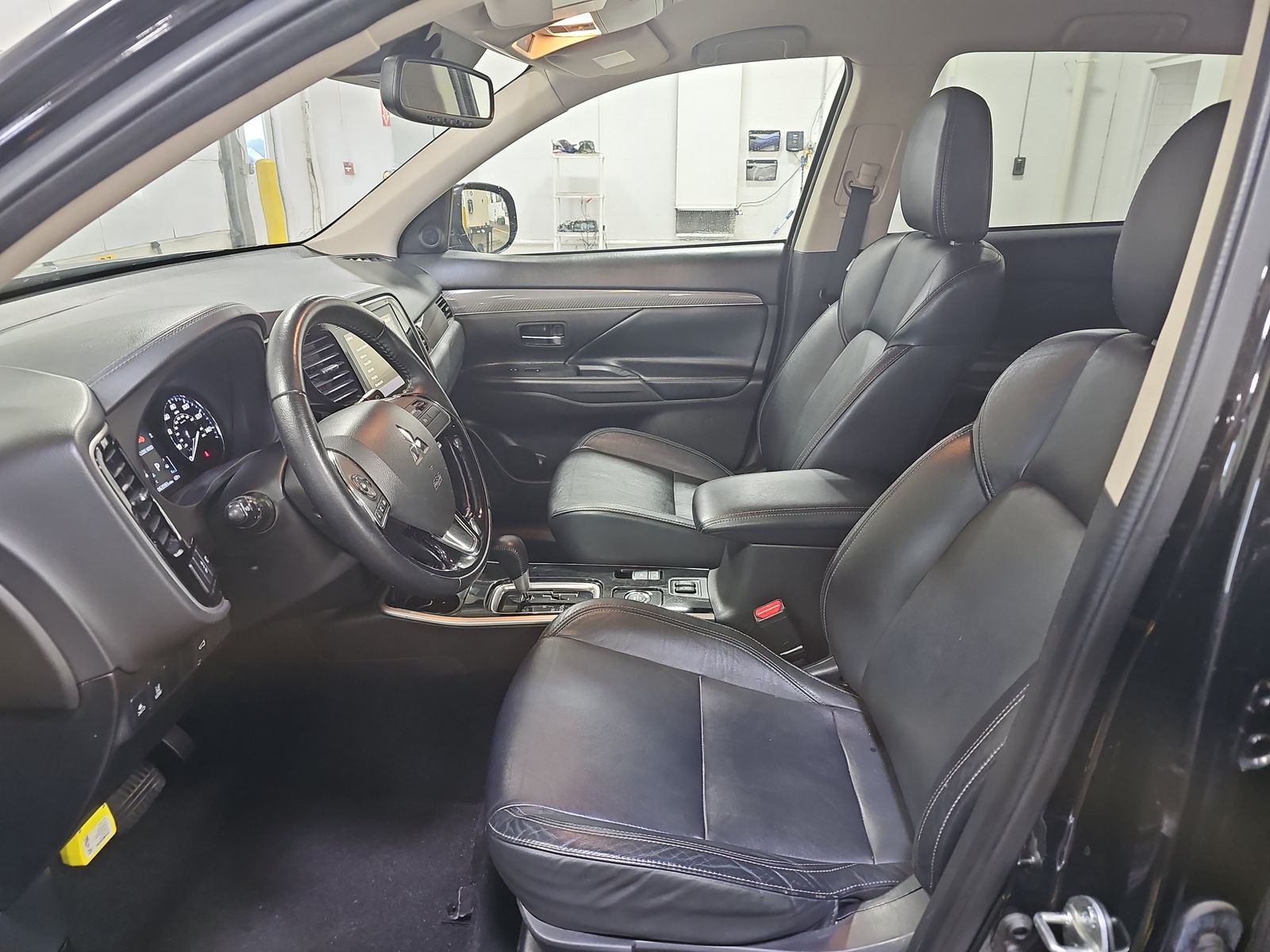 2020 Mitsubishi Outlander SEL AWD