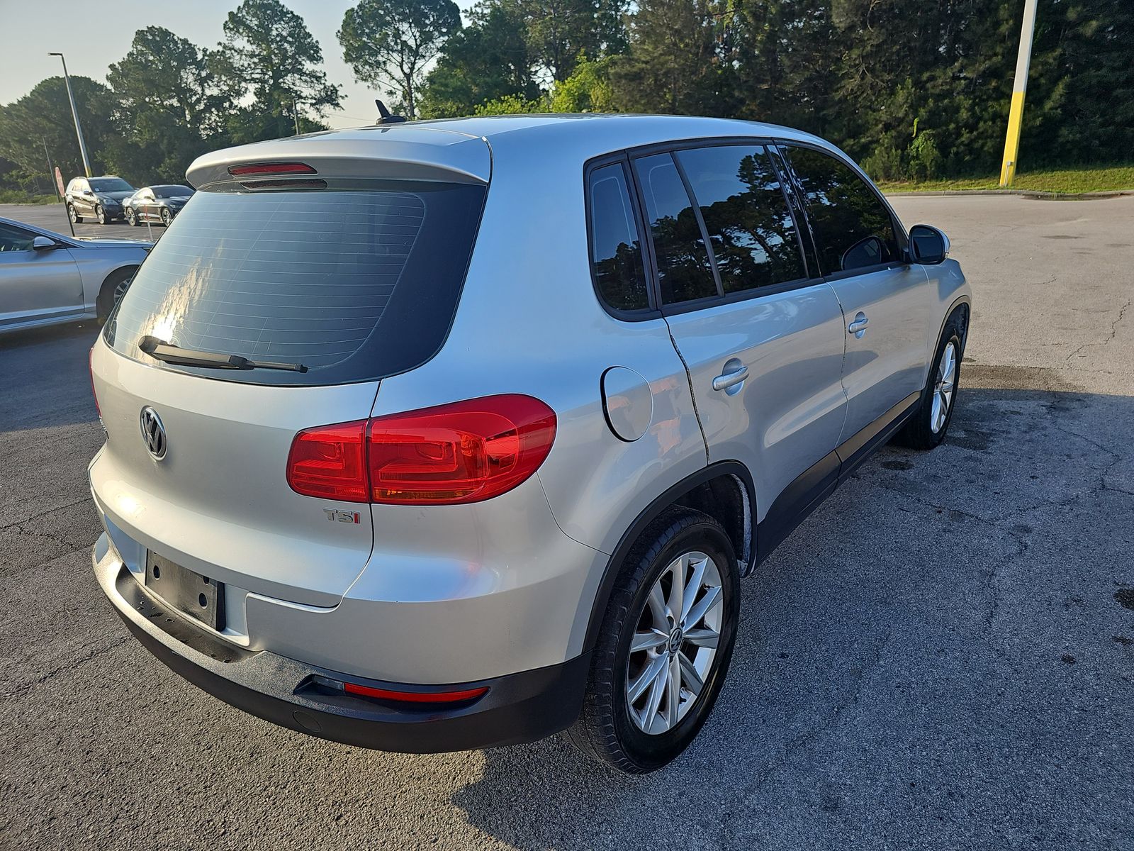 2018 Volkswagen Tiguan Limited 2.0T FWD