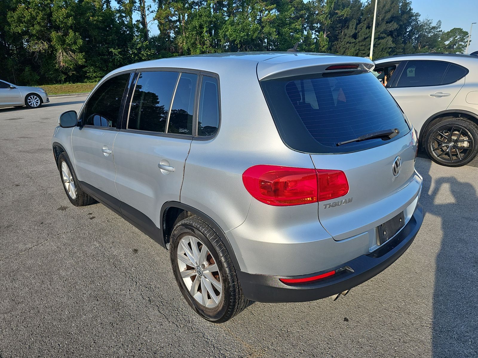 2018 Volkswagen Tiguan Limited 2.0T FWD