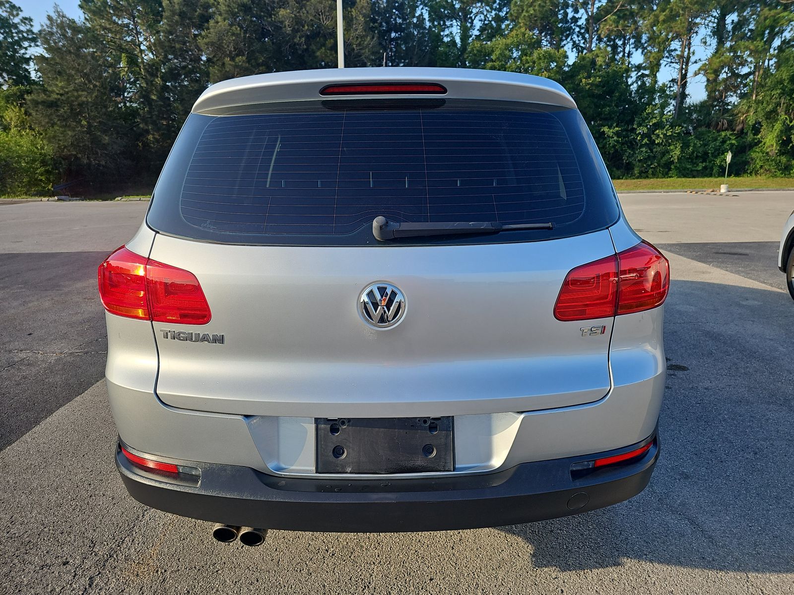 2018 Volkswagen Tiguan Limited 2.0T FWD