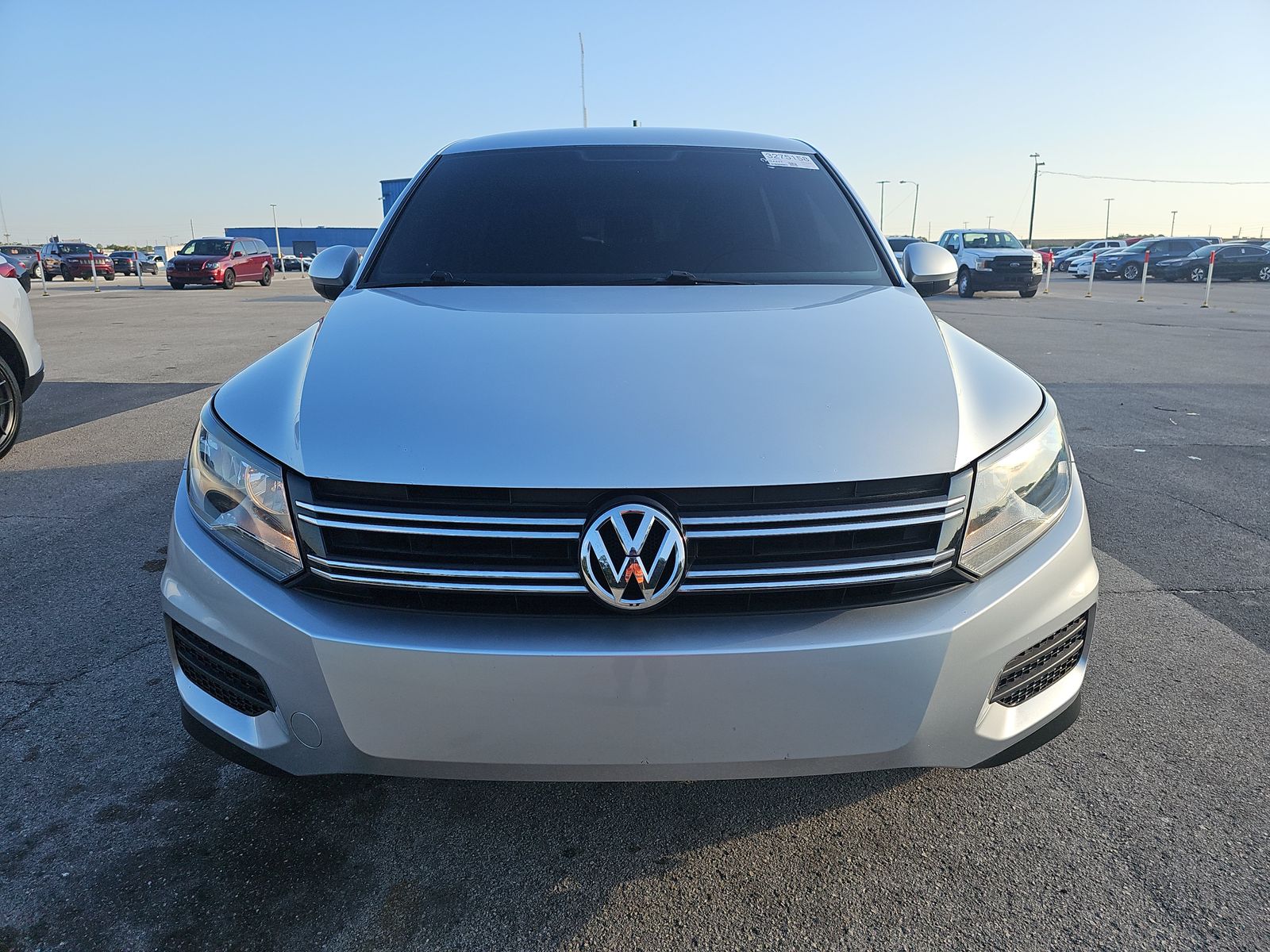 2018 Volkswagen Tiguan Limited 2.0T FWD