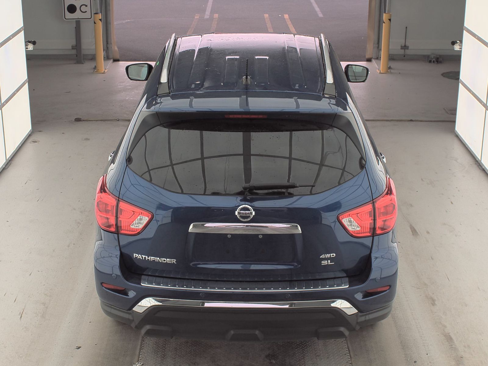 2017 Nissan Pathfinder SL AWD