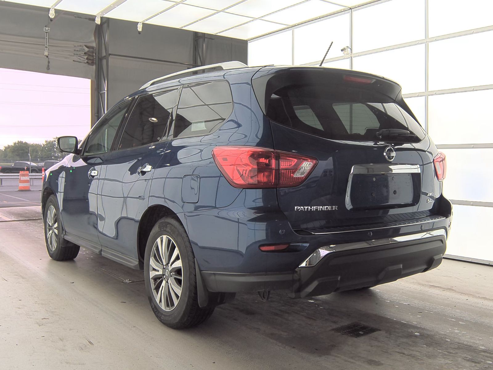 2017 Nissan Pathfinder SL AWD